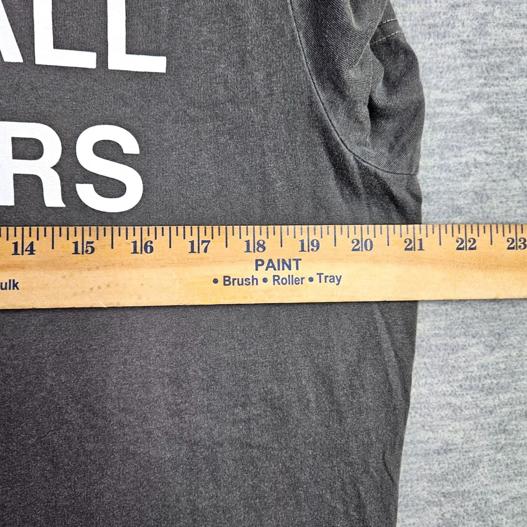 Off-White Off-White Unisex Adult Graphic Tee Gray L "We Are All Dreamers" 2013 Casual Size L / US 10 / IT 46 - 5 Thumbnail