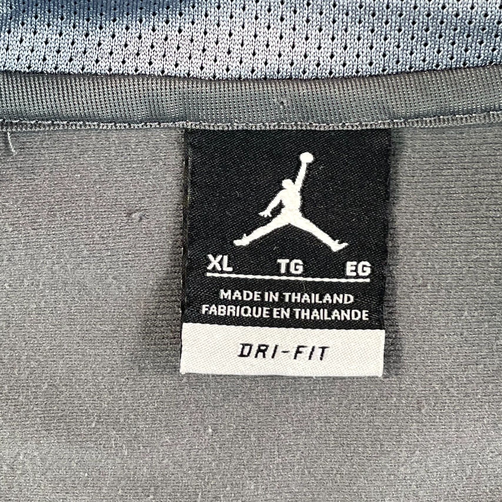 Nike Nike Jordan Flight Track Jacket Men XL Grey Full Zip Jumpman Logo Geometric Ventilated Pockets All Seasons Size US XL / EU 56 / 4 - 2 Thumbnail