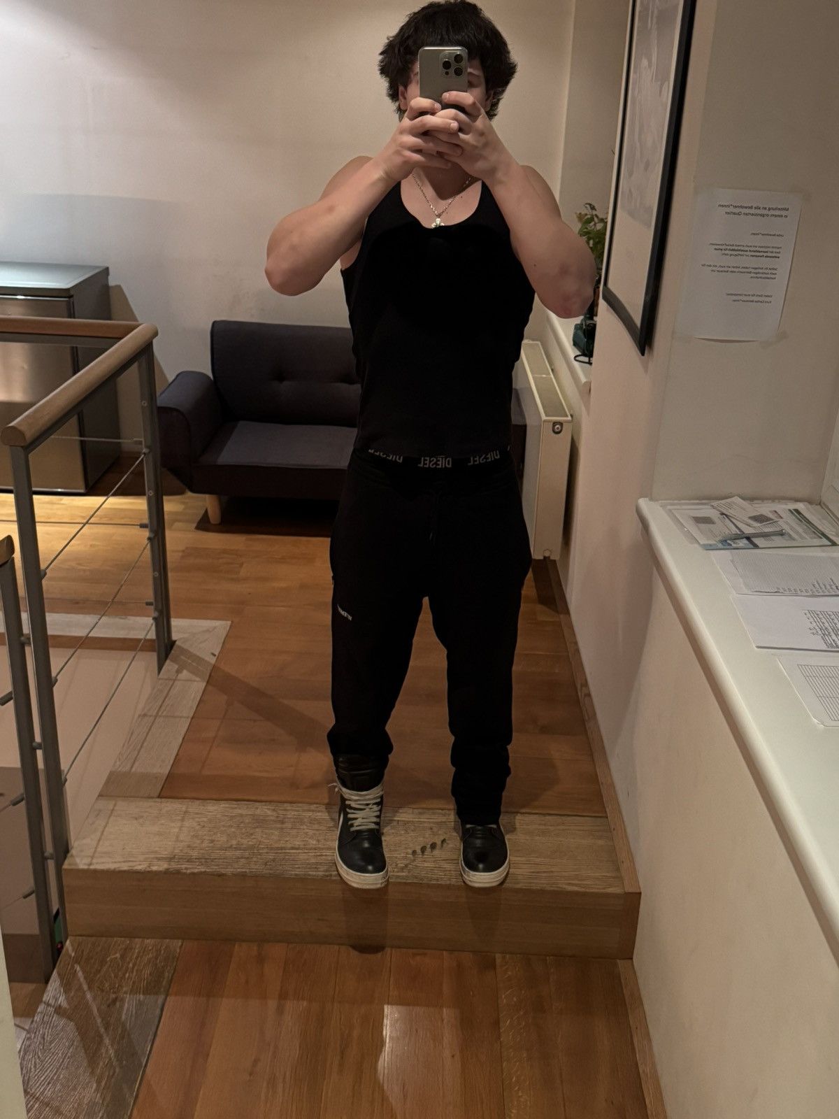Vetements Vetements sweat pants Size 32" / US 10 / IT 46 - 11 Thumbnail