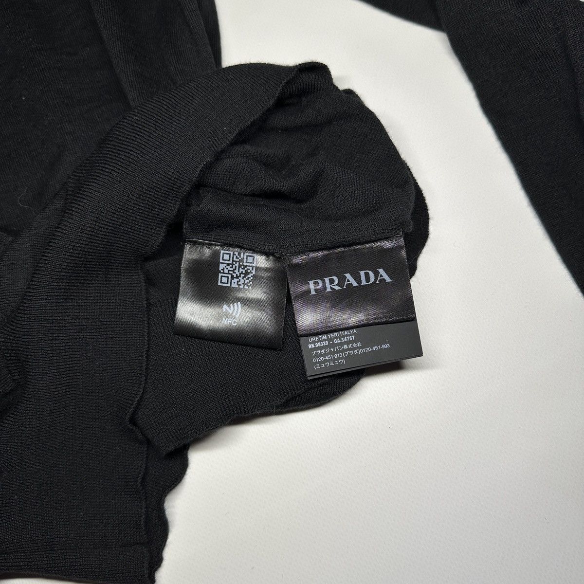 Prada Prada Black Turtleneck Sweater | 100% Lana Wool | Size 50 Size US M / EU 48-50 / 2 - 9 Thumbnail