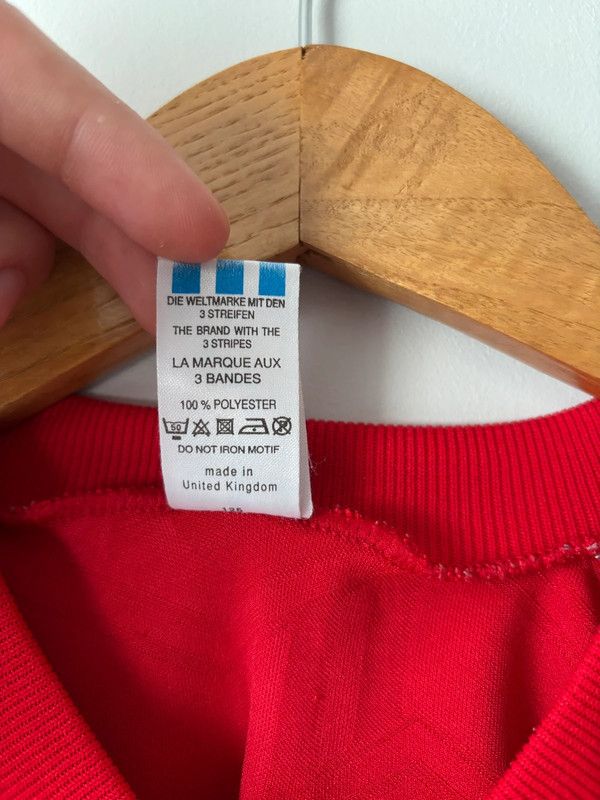 Adidas Adidas Originals vintage t-shirt sport football red M UK 90s Size US M / EU 48-50 / 2 - 6 Thumbnail