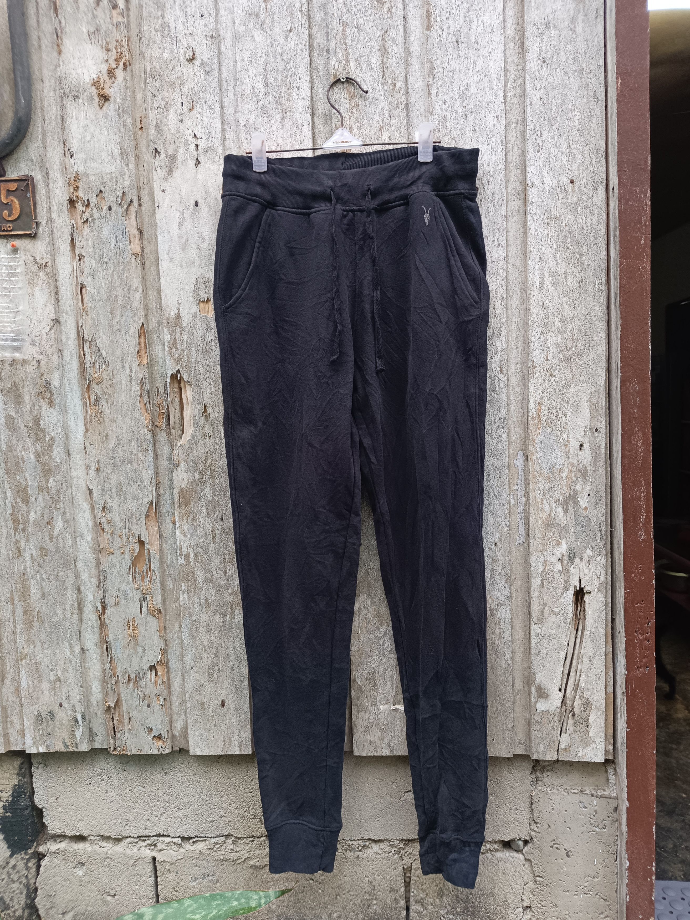 Allsaints ALLSAINTS Raven logo embroidered sweatpants Size US 27 - 1 Thumbnail