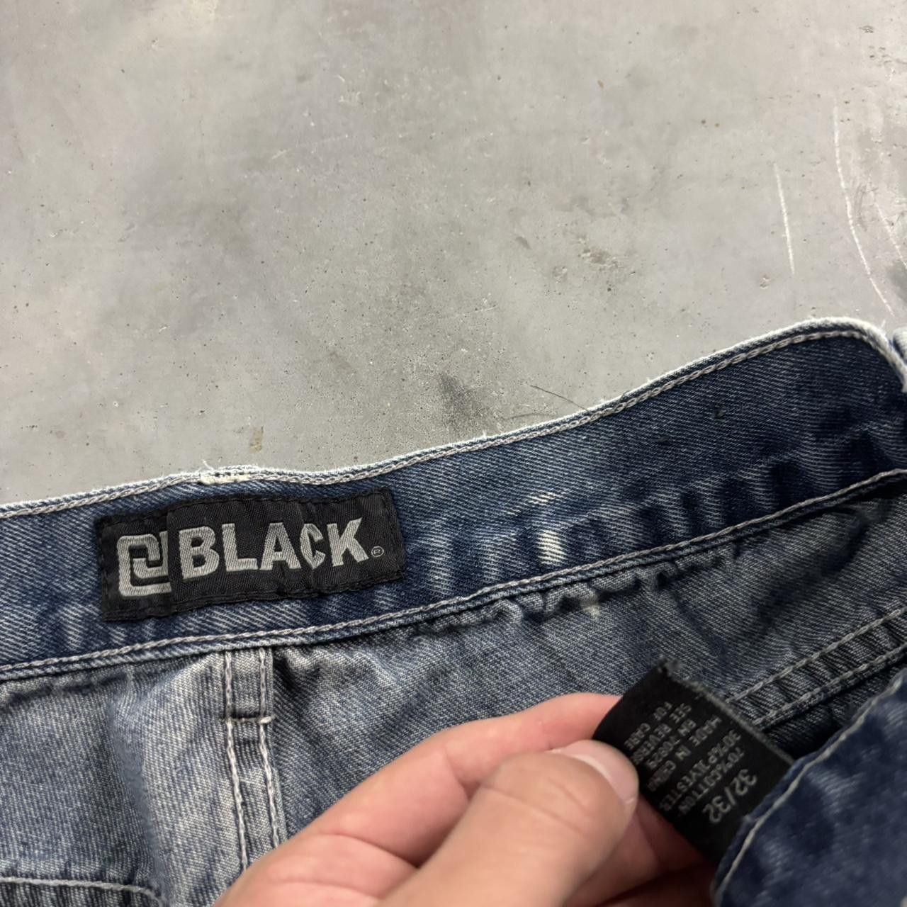 Vintage Crazy Vintage Y2K/2000s Grunge Faded Wash Distressed Mall Goth Denim Jeans! Size US 31 - 8 Thumbnail