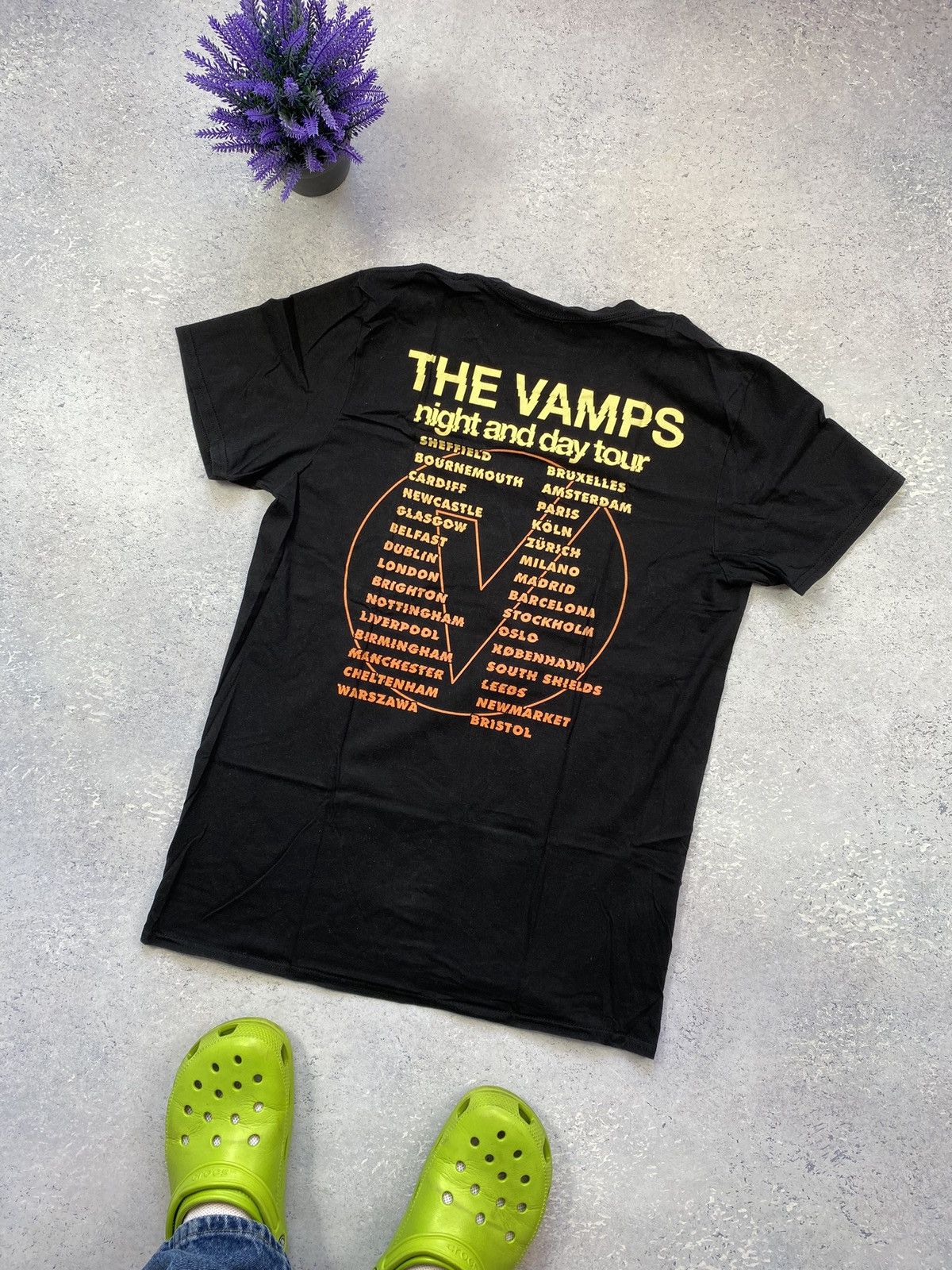Band Tees The Vamps Night And Day Tour Men’s Black T-shirt Size Large Size US L / EU 52-54 / 3 - 6 Thumbnail