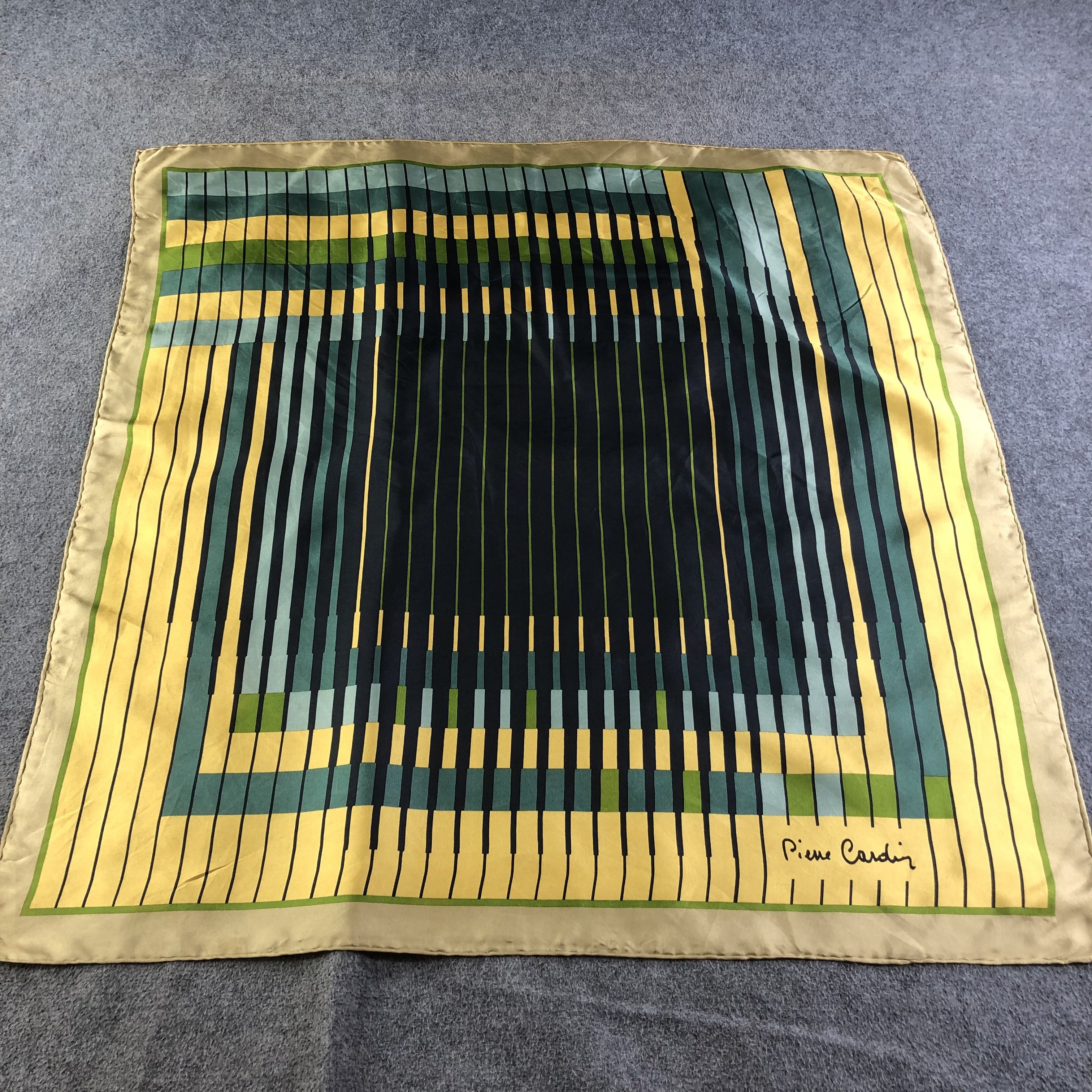 Pierre Cardin Vintage Pierre Cardin Abstract Silk Scarf M944 Size ONE SIZE - 2 Thumbnail