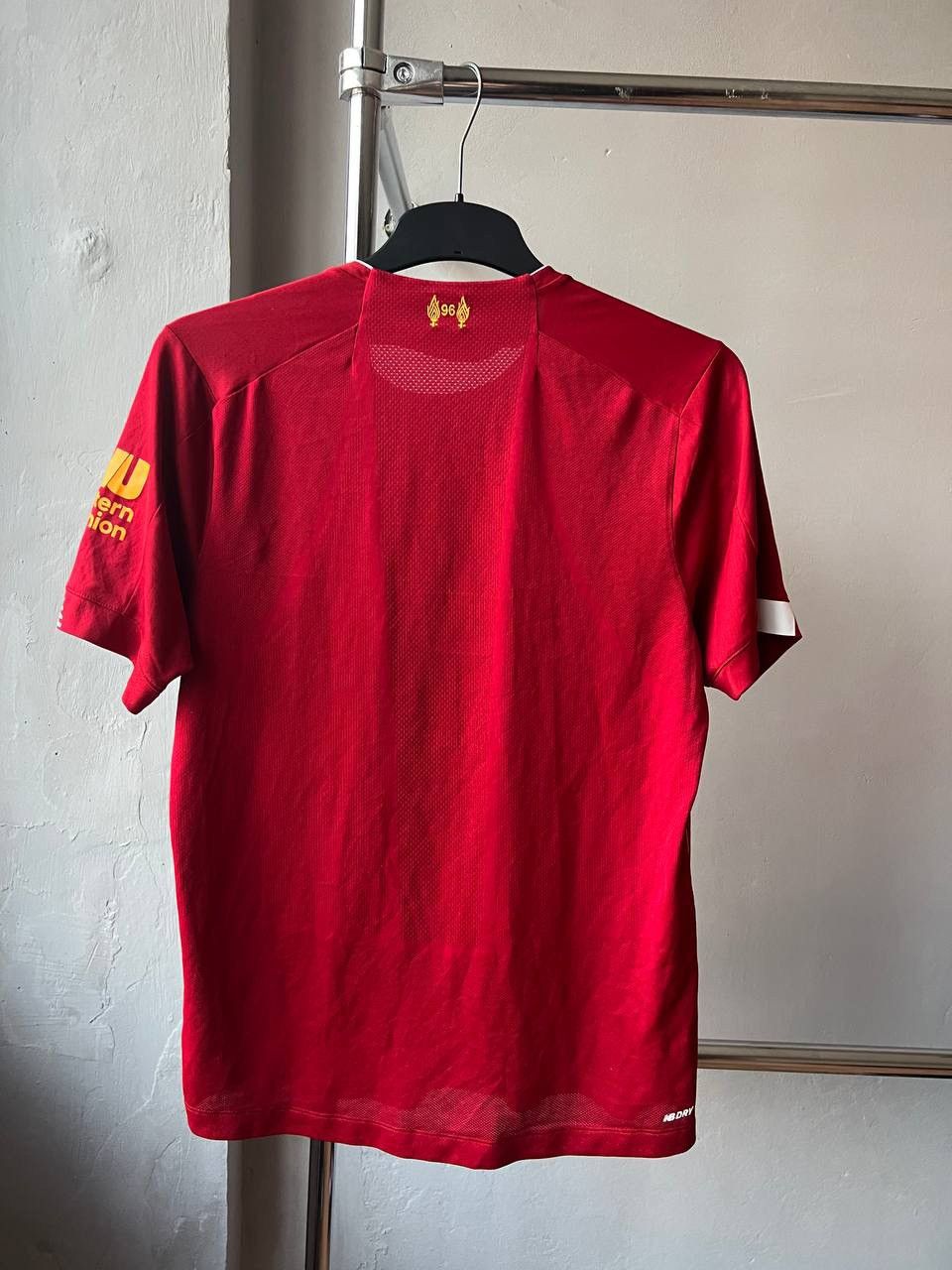 New Balance 2019/20 LIVERPOOL FC HOME SOCCER JERSEY FOOTBALL SHIRT SZ M Size US M / EU 48-50 / 2 - 12 Thumbnail
