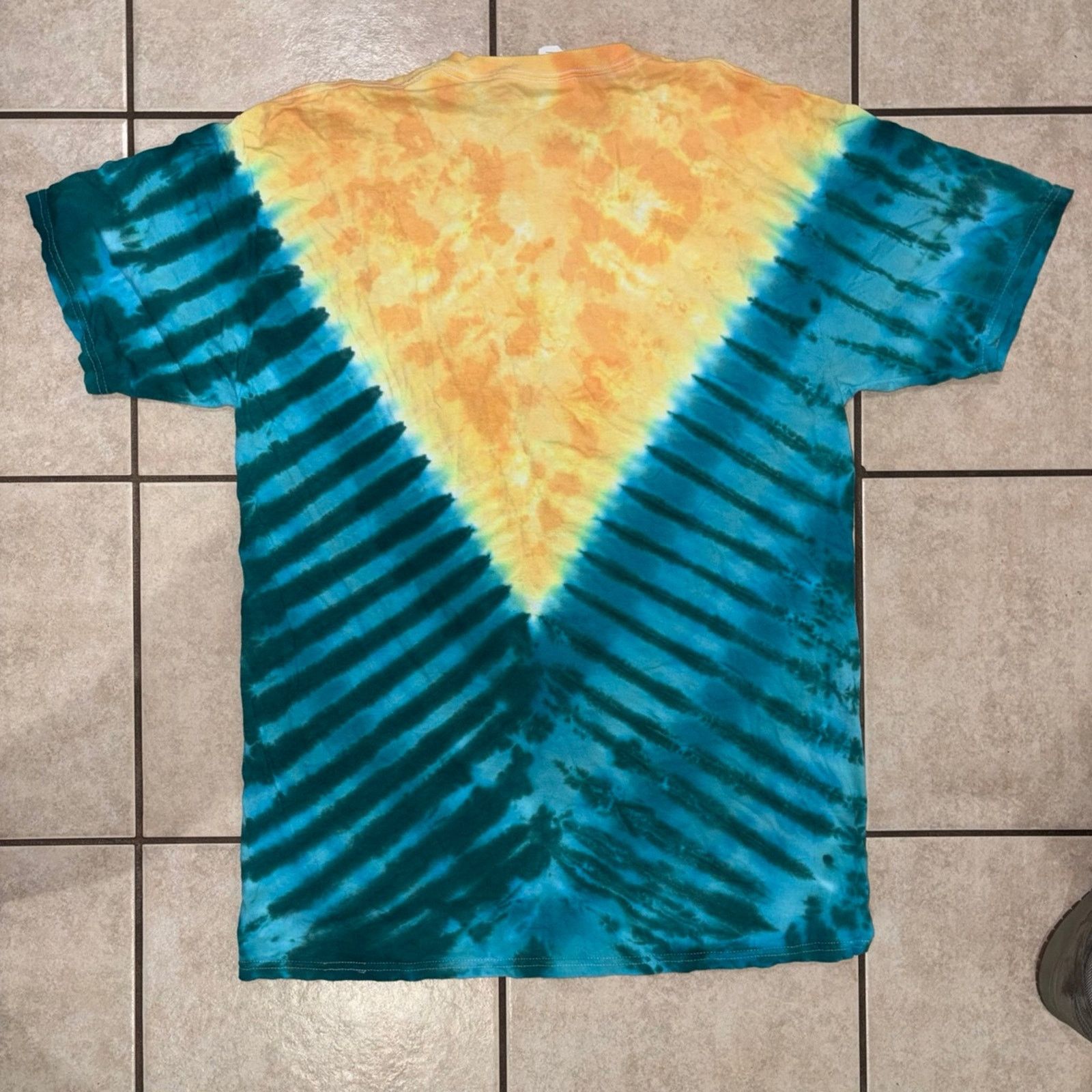 Jerzees Sight & Sound Moses Shirt tie dye all over size large Size US L / EU 52-54 / 3 - 4 Thumbnail