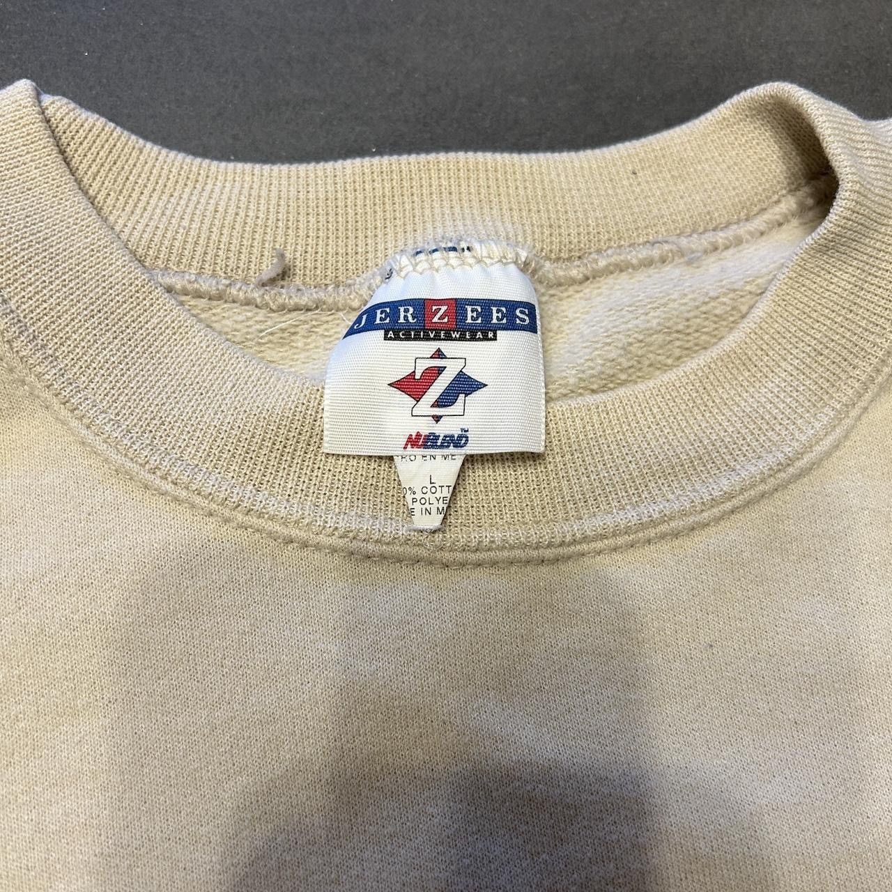 Vintage Vintage Embroidered Crusader Rabbit Sweatshirt Size US L / EU 52-54 / 3 - 5 Thumbnail