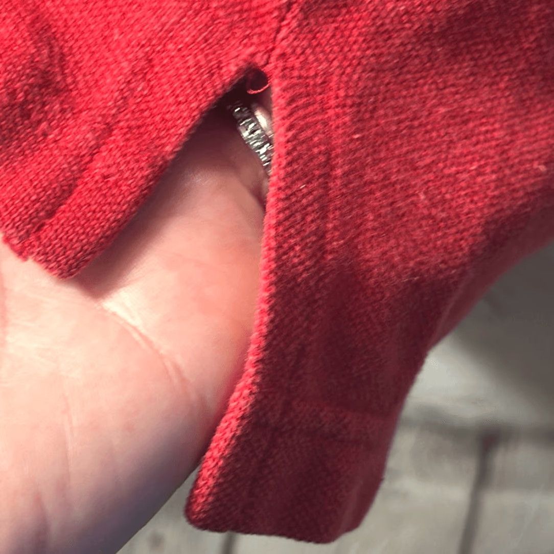 Vintage VINTAGE Bugs Bunny Warner Bros Red Polo XL 1996 Short Sleeve Men Size XL Red 90s Polo Shirt Mens Size US XL / EU 56 / 4 - 5 Thumbnail
