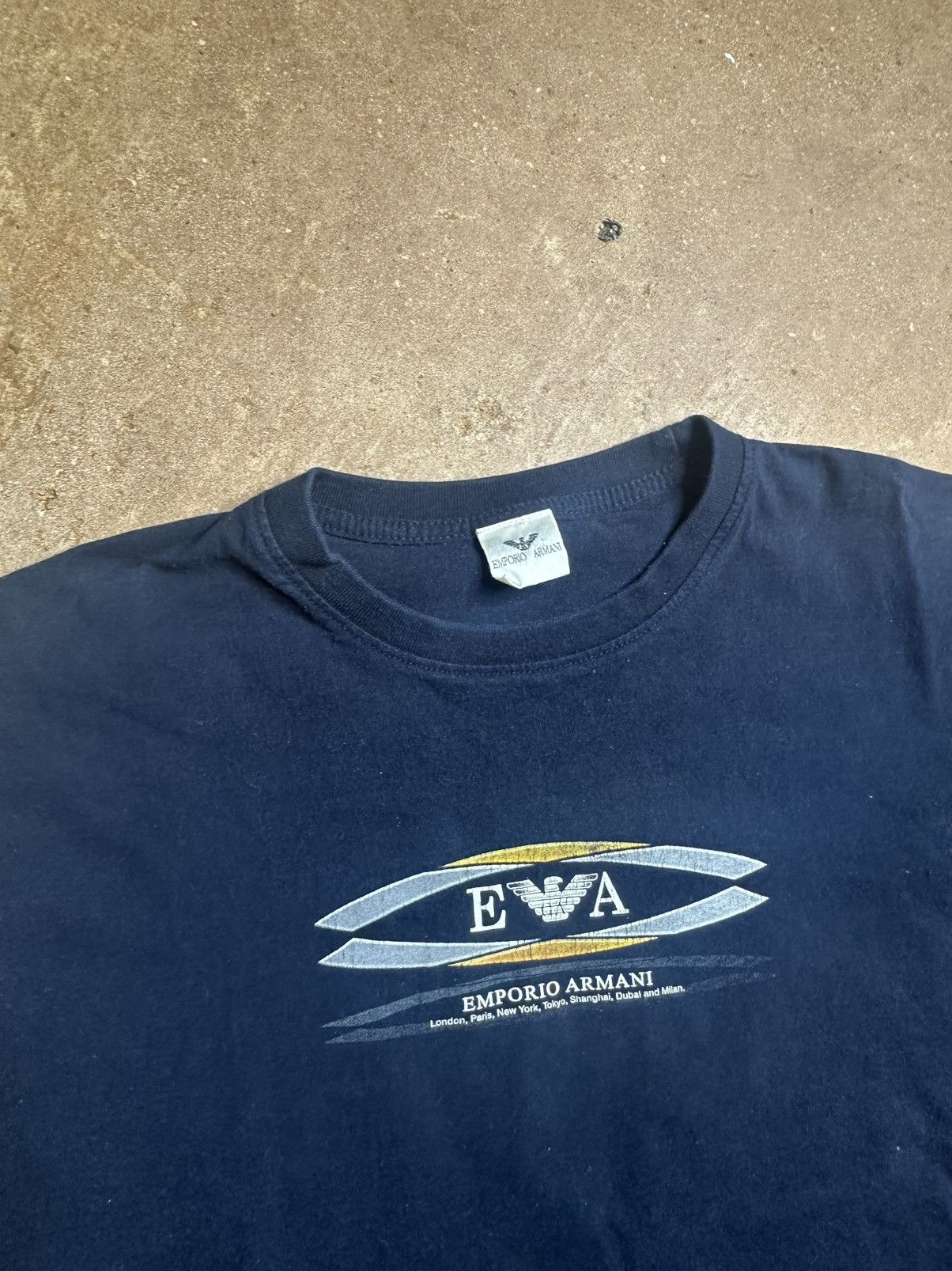Emporio Armani × Vintage Navy Blue Y2K Emporio Armani Logo Tee Size US L / EU 52-54 / 3 - 2 Thumbnail