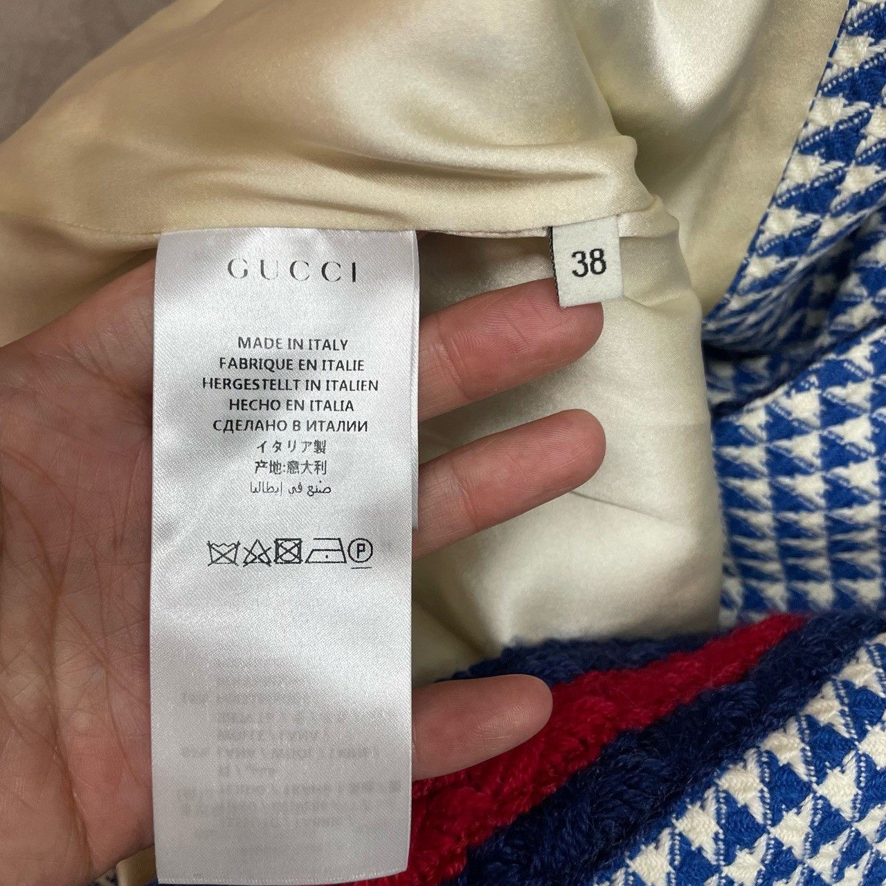 Gucci Gucci White and blue thousand-bird check pearl button cardi Size US S / EU 44-46 / 1 - 6 Thumbnail