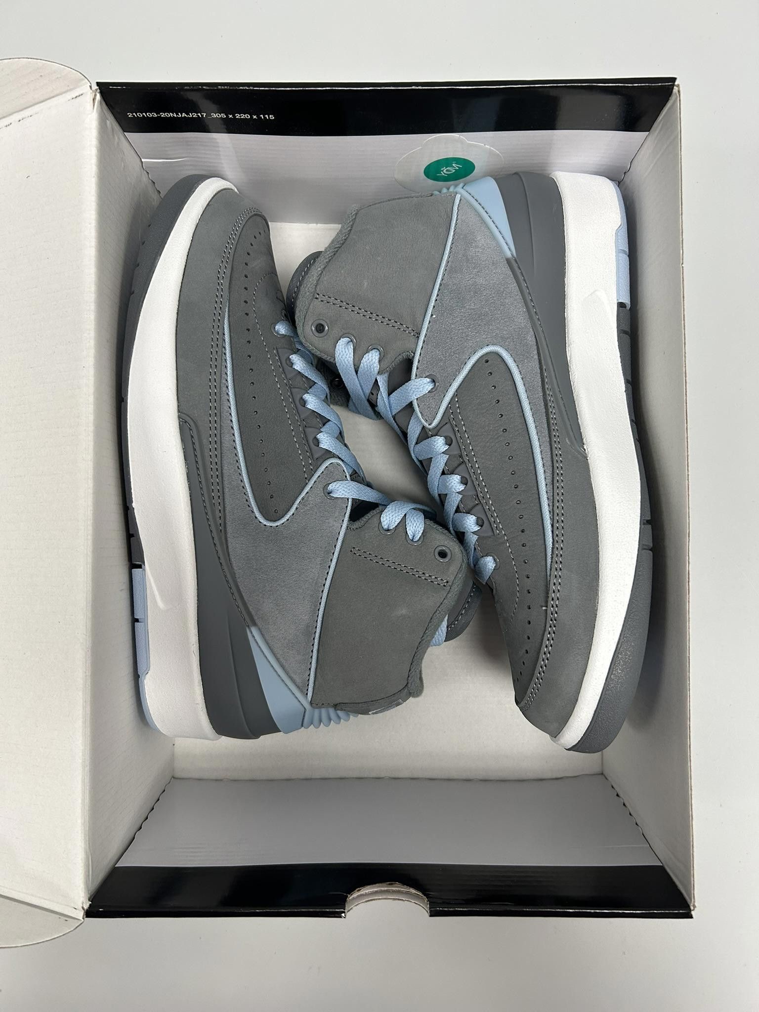 Nike Nike Air Jordan 2 Retro "Cool Grey" Sneakers Size US 6.5 / IT 36.5 - 4 Thumbnail
