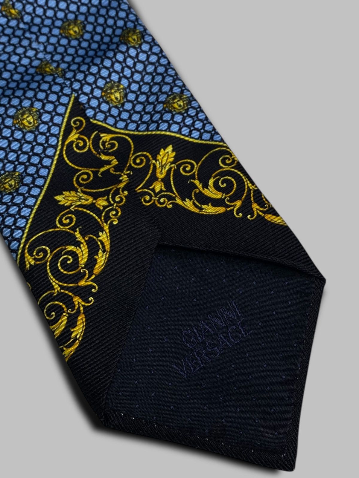 Versace Gianni Versace Rare Vintage Tie Blue Geometric Pattern Silk Size ONE SIZE - 7 Thumbnail