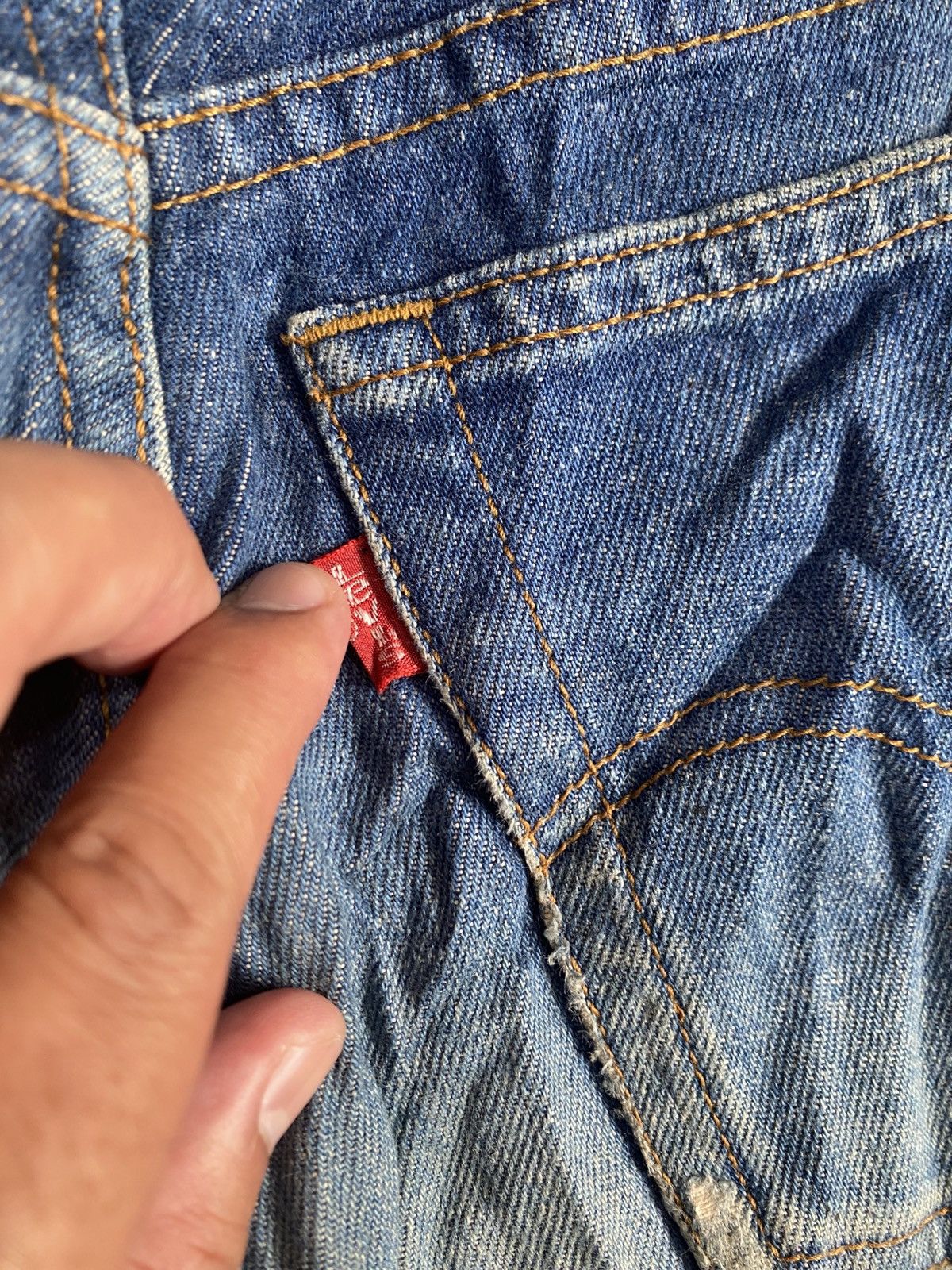 Levi's VINTAGE LEVIS 515 Size US 27 - 13 Thumbnail