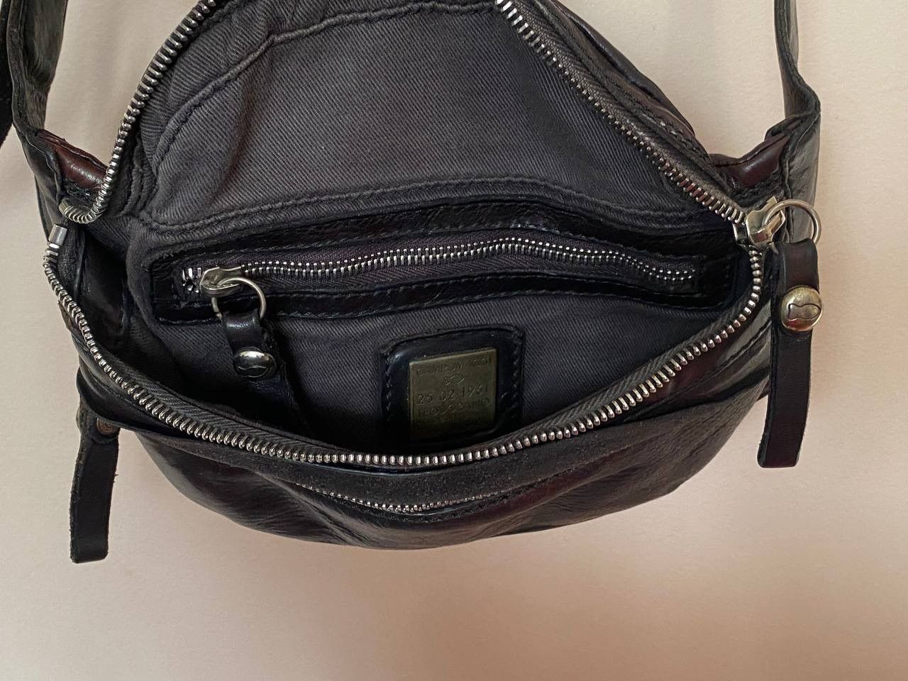 Vintage Campomaggi Sling Crossbody Bag Distressed Leather Easy Size ONE SIZE - 11 Thumbnail