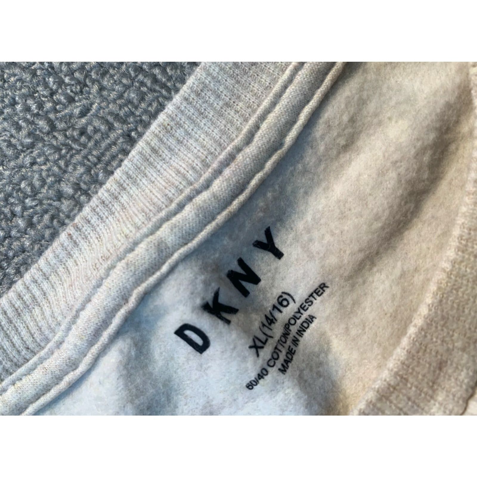 DKNY DKNY Sweater Womens XL Pullover Casual Long Sleeve Beige Solid Fall Classic Beig e XL Womens Regular Pattern DKNY Shirt? Size XL / US 12-14 / IT 48-50 - 3 Thumbnail