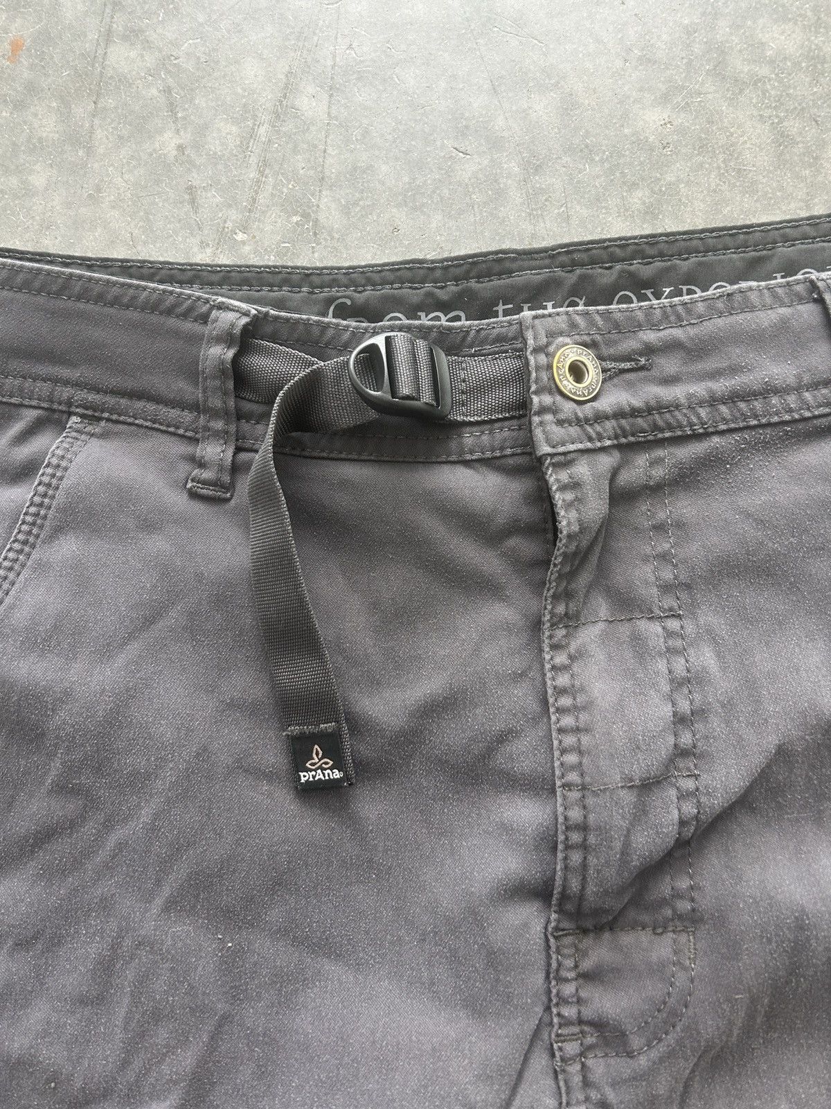 Prana × Vintage Vintage Y2K Prana Belted Shorts Size US 36 / EU 52 - 2 Thumbnail