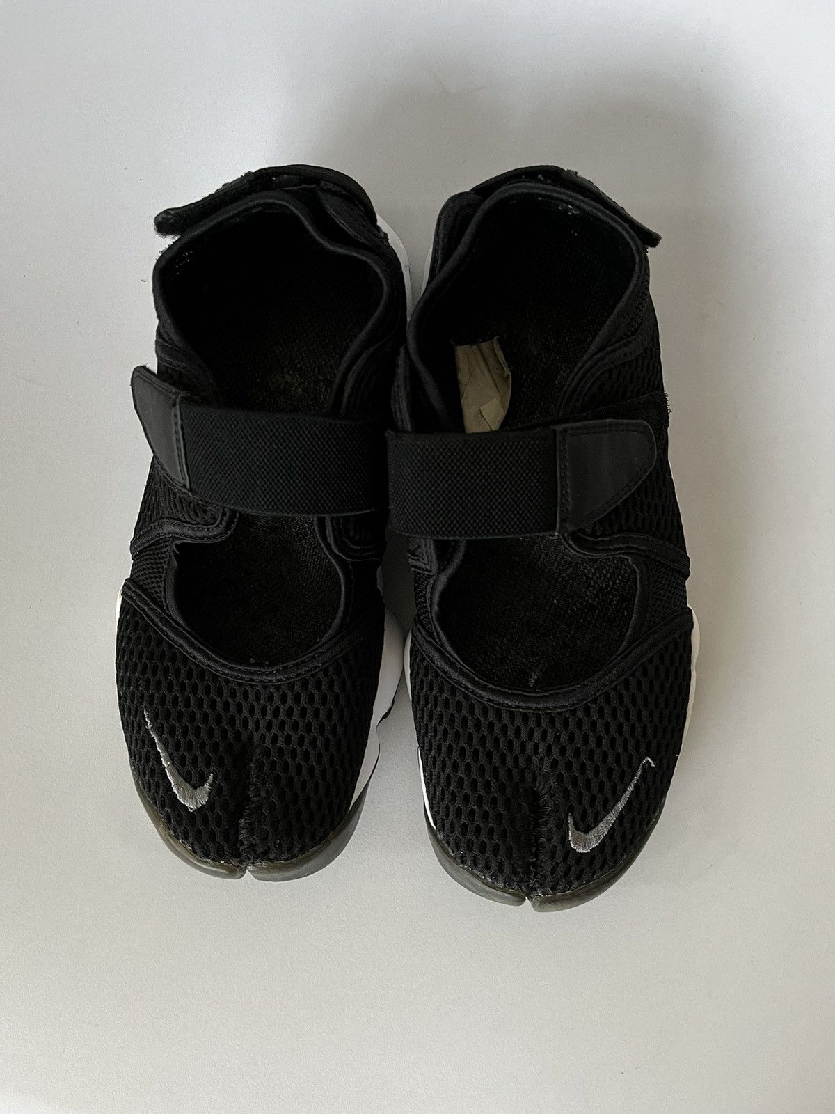 Nike Iconic Nike Air Rift “ Tabi ” Size US 7 / IT 37 - 3 Thumbnail