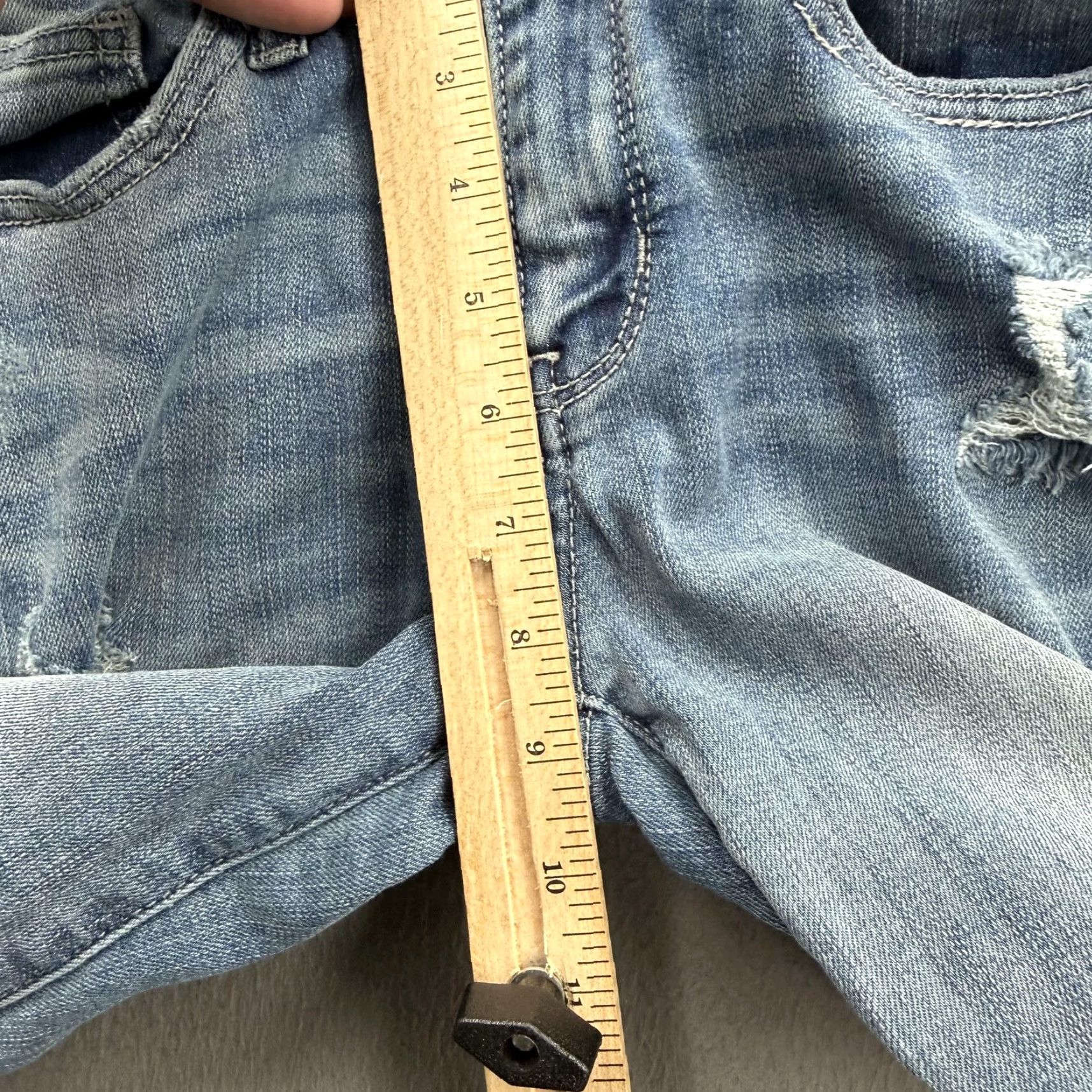 Vintage Judy Blue Jeans Womens 5/27 Blue Distressed Relaxed Straight High Rise 27x26 Denim Stretch 5-Pocket Jeans Size 27" / US 4 / IT 40 - 7 Thumbnail