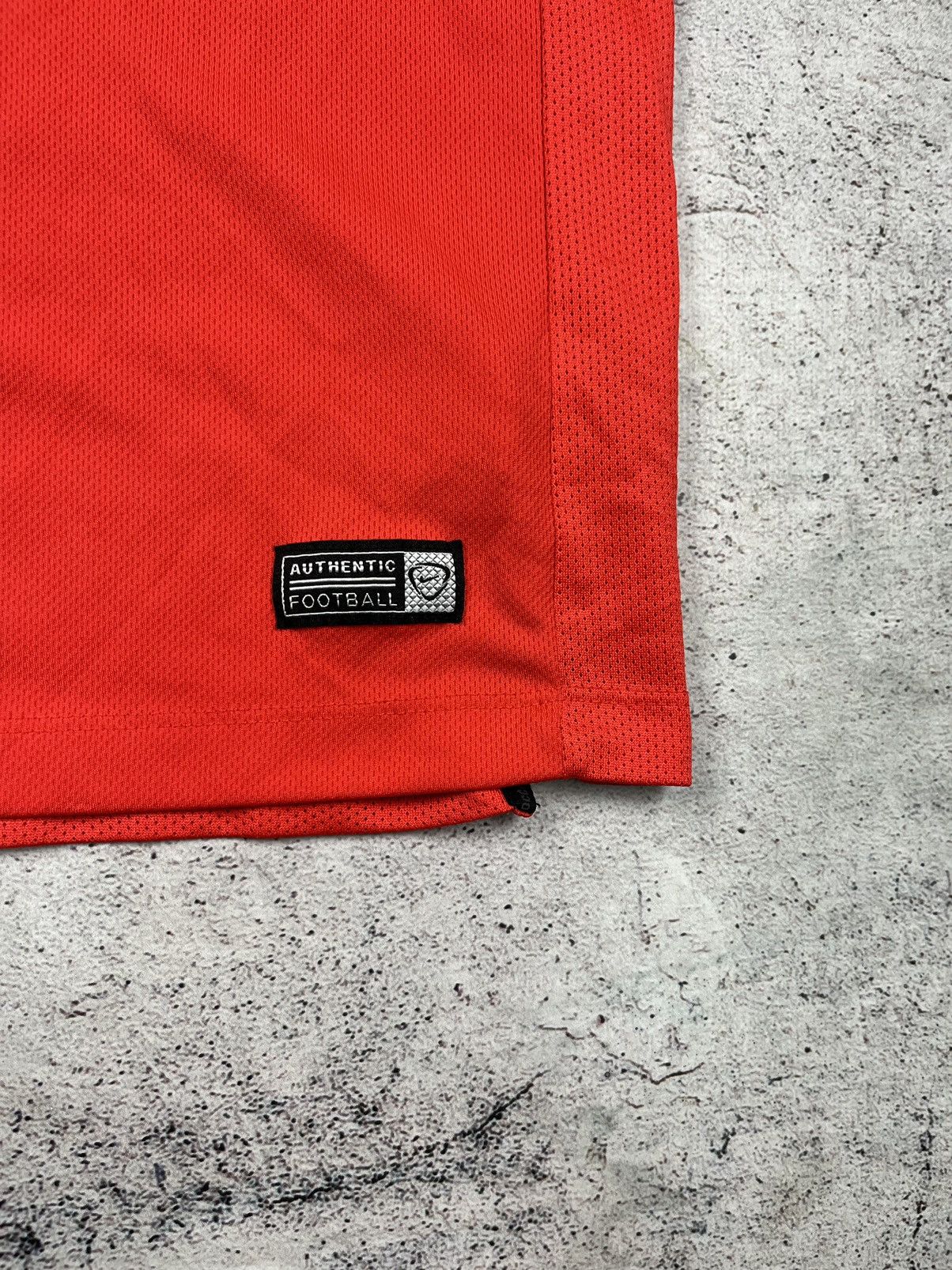 Nike NIKE MANCHESTER UNITED 2014/2015 TRAINING SOCCER JERSEY Size US L / EU 52-54 / 3 - 4 Thumbnail