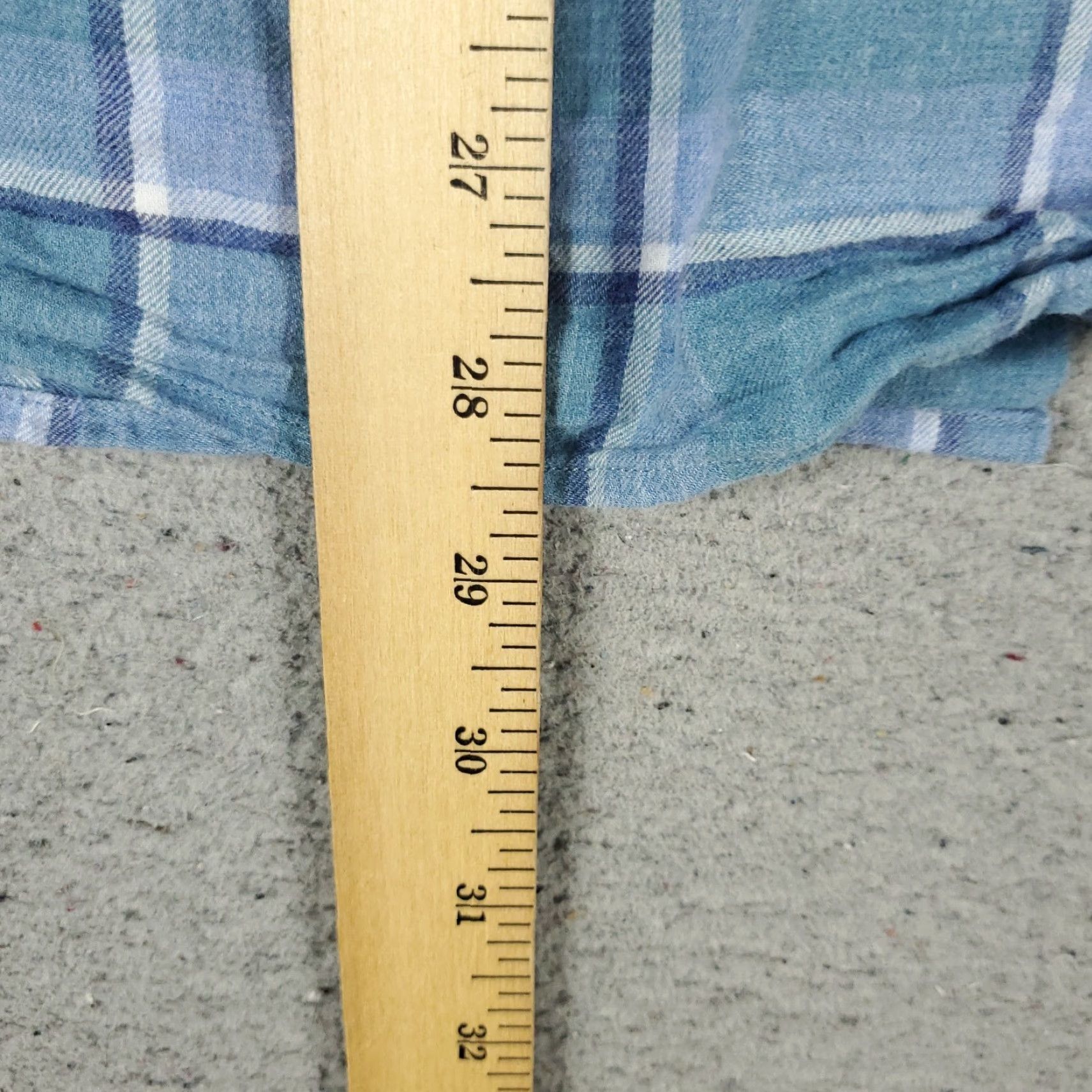 Peter Millar Peter Millar Shirt Mens Large Blue Plaid Lightweight Cotton Button-Up Shirt - Long Sleeve, Button-Down Collar, Pockets, All Seasons, Regular Fit Mens Size US L / EU 52-54 / 3 - 4 Thumbnail