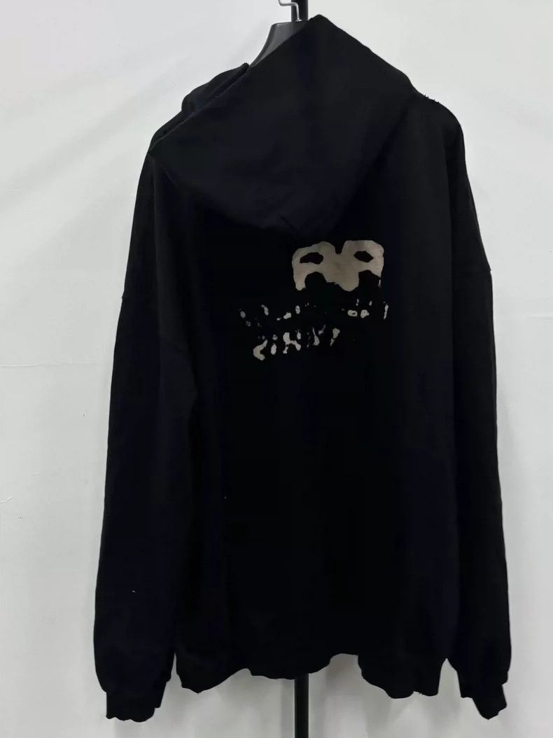 Balenciaga Balenciaga Graffiti Splash Ink Double B Print Old Destruct Size US XS / EU 42 / 0 - 3 Thumbnail