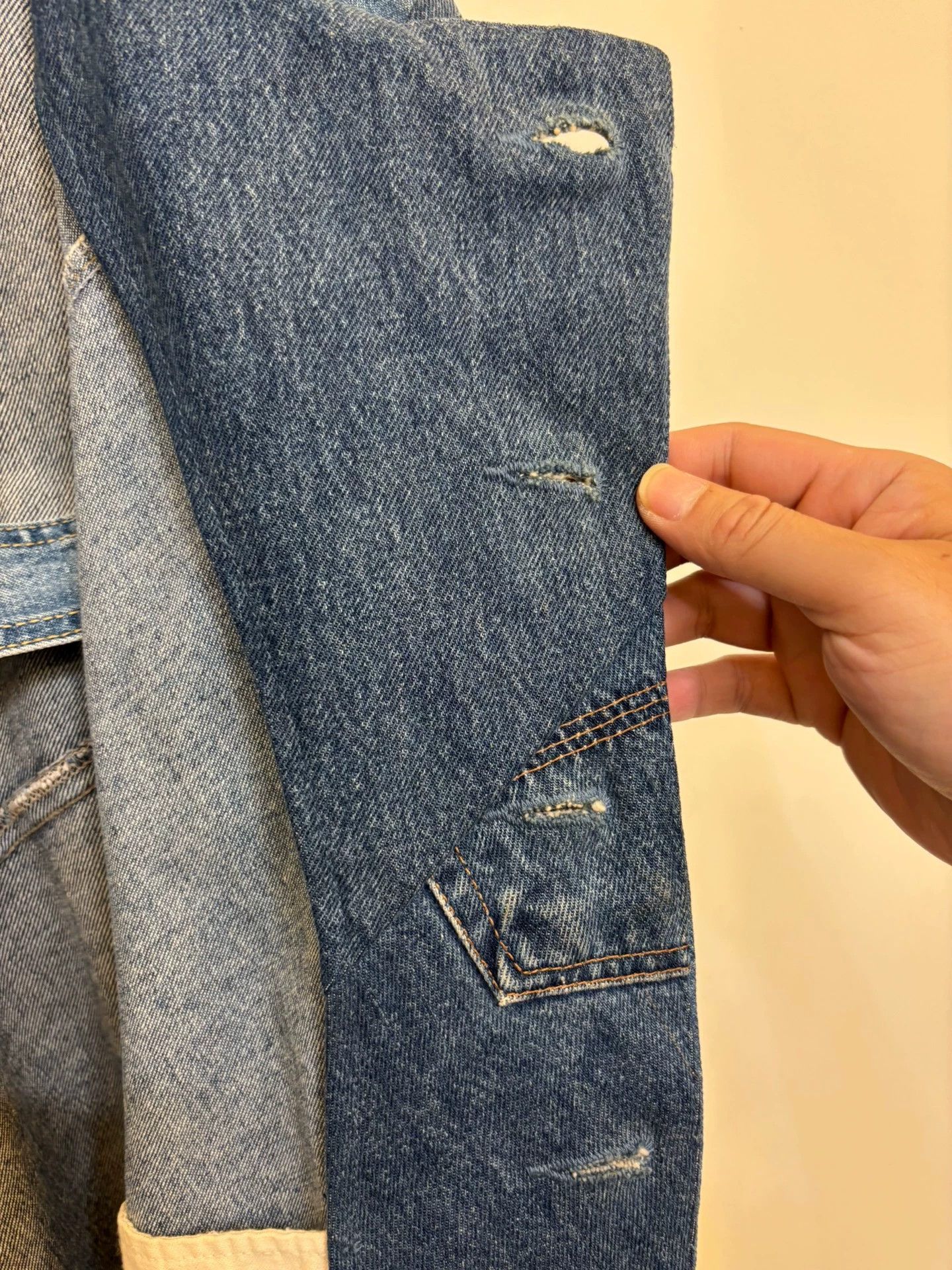 Levi's Levi's Reconstructed Denim Jacket Crew Neck Adjustable Strap Size US S / EU 44-46 / 1 - 4 Thumbnail