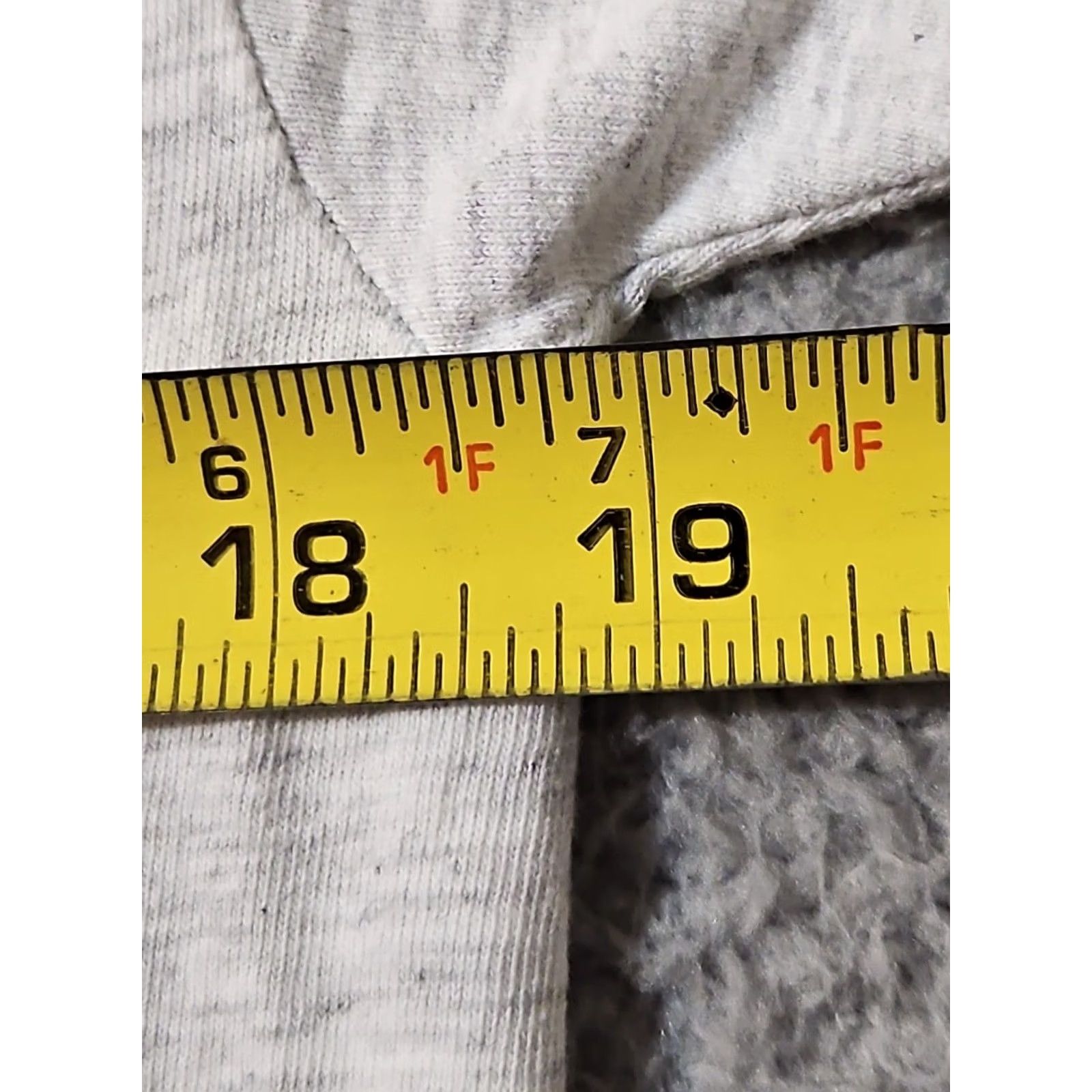 Vintage Vintage Looney Tunes Characters Bugs Bunny Double Side Gray Medium 1993 Mens Size US M / EU 48-50 / 2 - 7 Thumbnail
