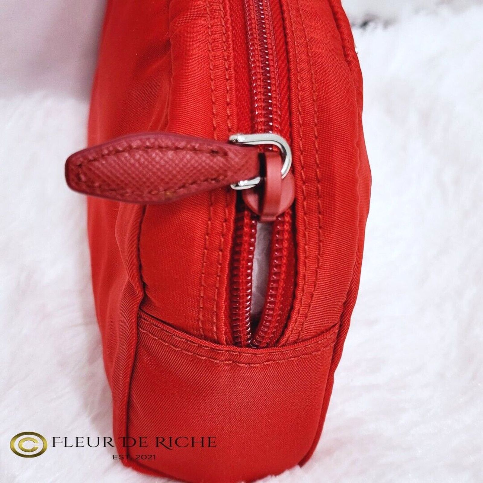 Prada Prada Necessaire Nylon Vela Tessuto Cosmetic Pouch Red Size ONE SIZE - 4 Thumbnail