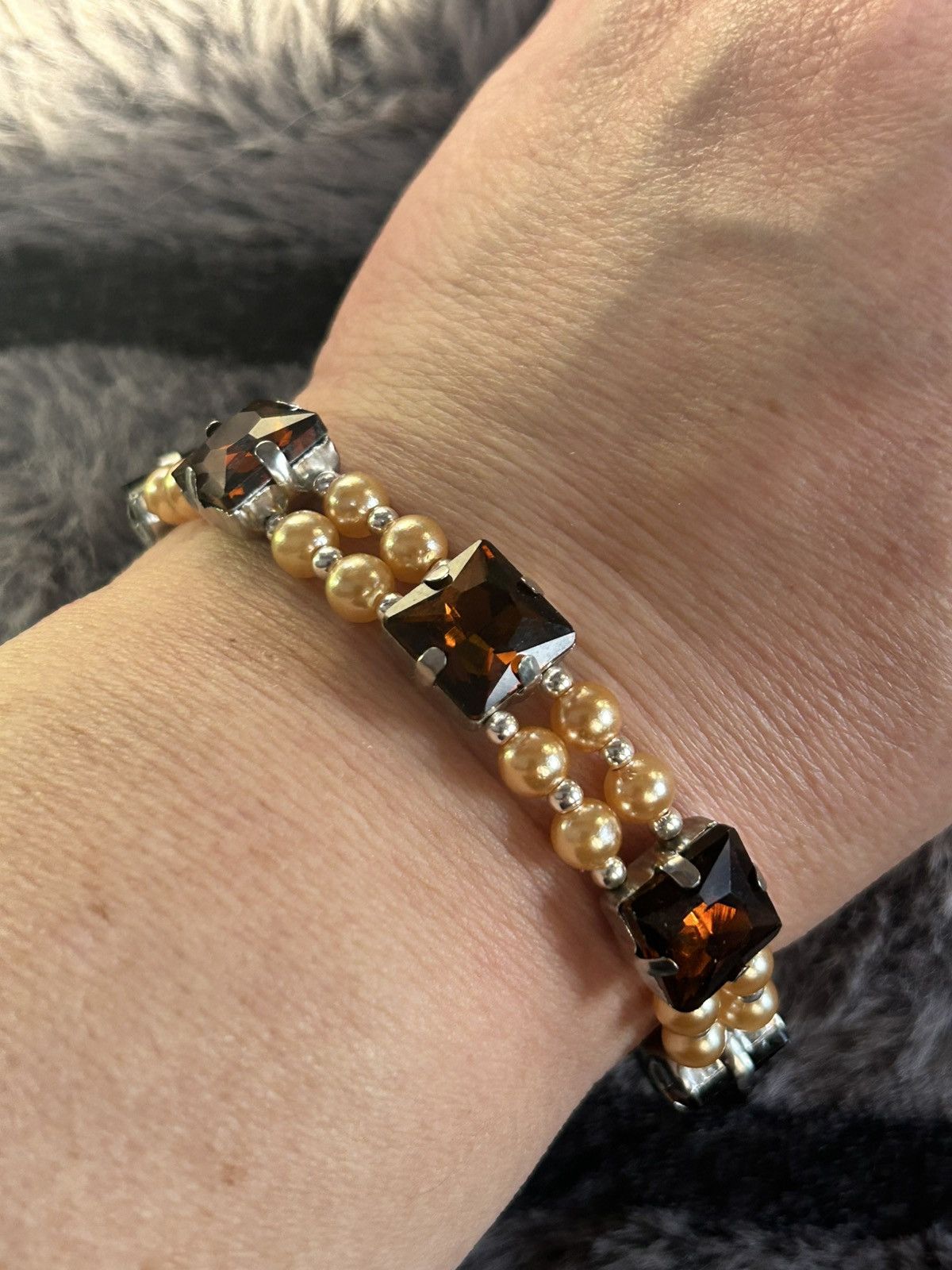 Handmade Handcrafted square cut brown topaz glass pearl bracelet Size ONE SIZE - 1 Thumbnail
