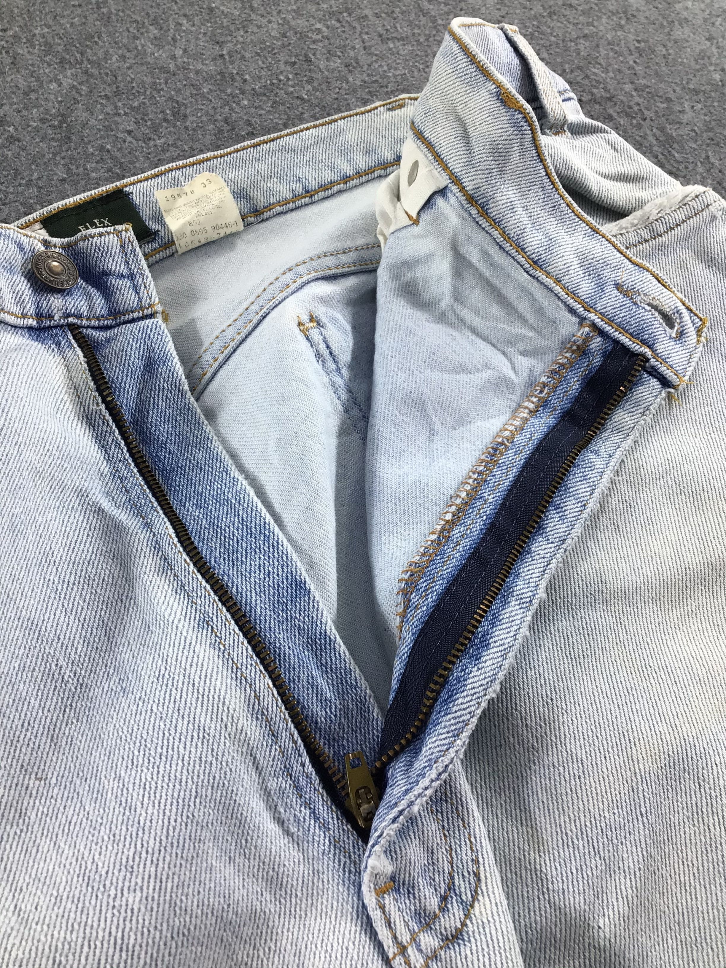 Levi's Vintage Levis 550 Jeans Light Wash Denim -J579 Size US 41 - 7 Thumbnail