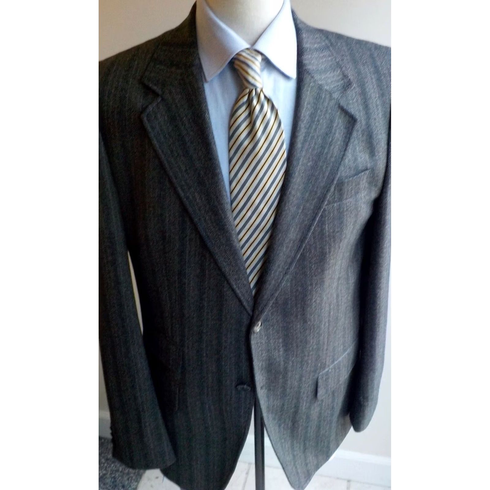 Vintage HUGO Boss Red Label Modern Slim Fit 2 Button Blazer 42R Black Navy Cream Wool Tweed Blazer Mens Size 42R - 2 Thumbnail