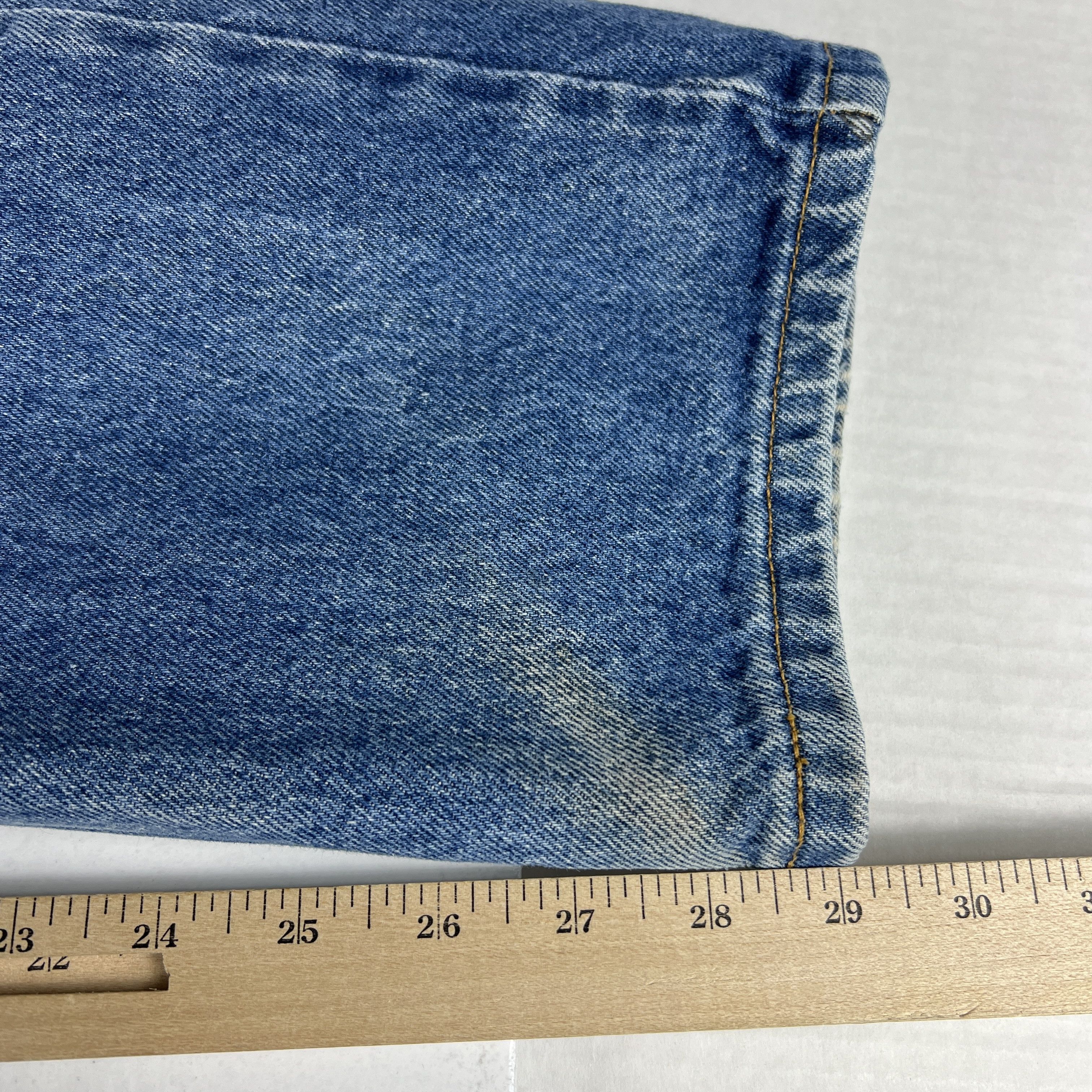 Levi's × Vintage VTG 90s Levi's Jeans 505 Straight Blue Thrashed Cotton Denim Size US 33 - 19 Thumbnail