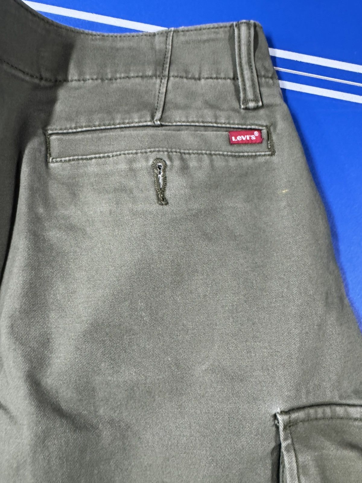 Levi's Levi’s Cargo Pants Size US 34 / EU 50 - 3 Thumbnail