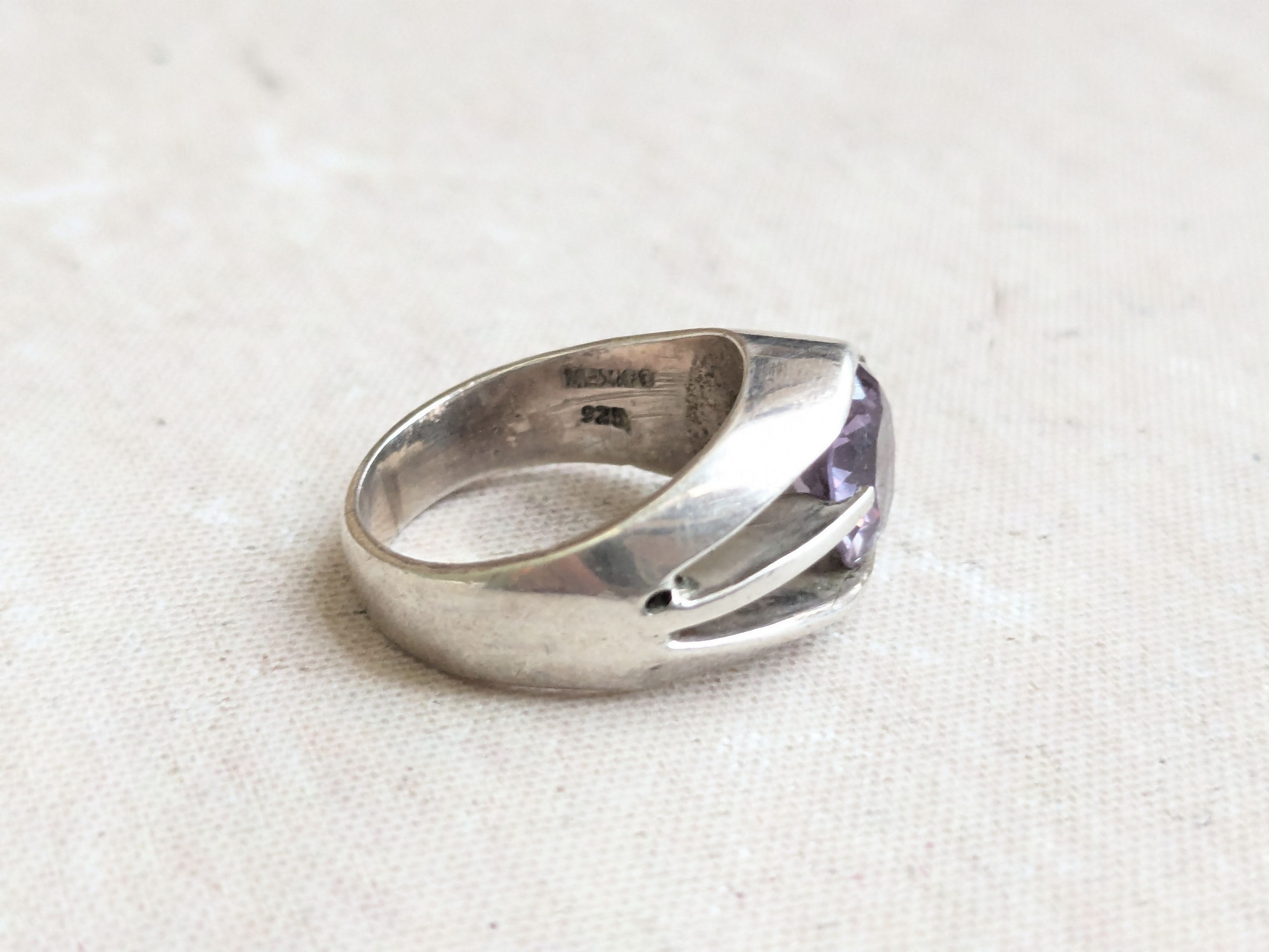 Sterling Silver Vintage Sterling Silver Ring Purple Amethyst 7.75 Art Deco Size ONE SIZE - 9 Thumbnail