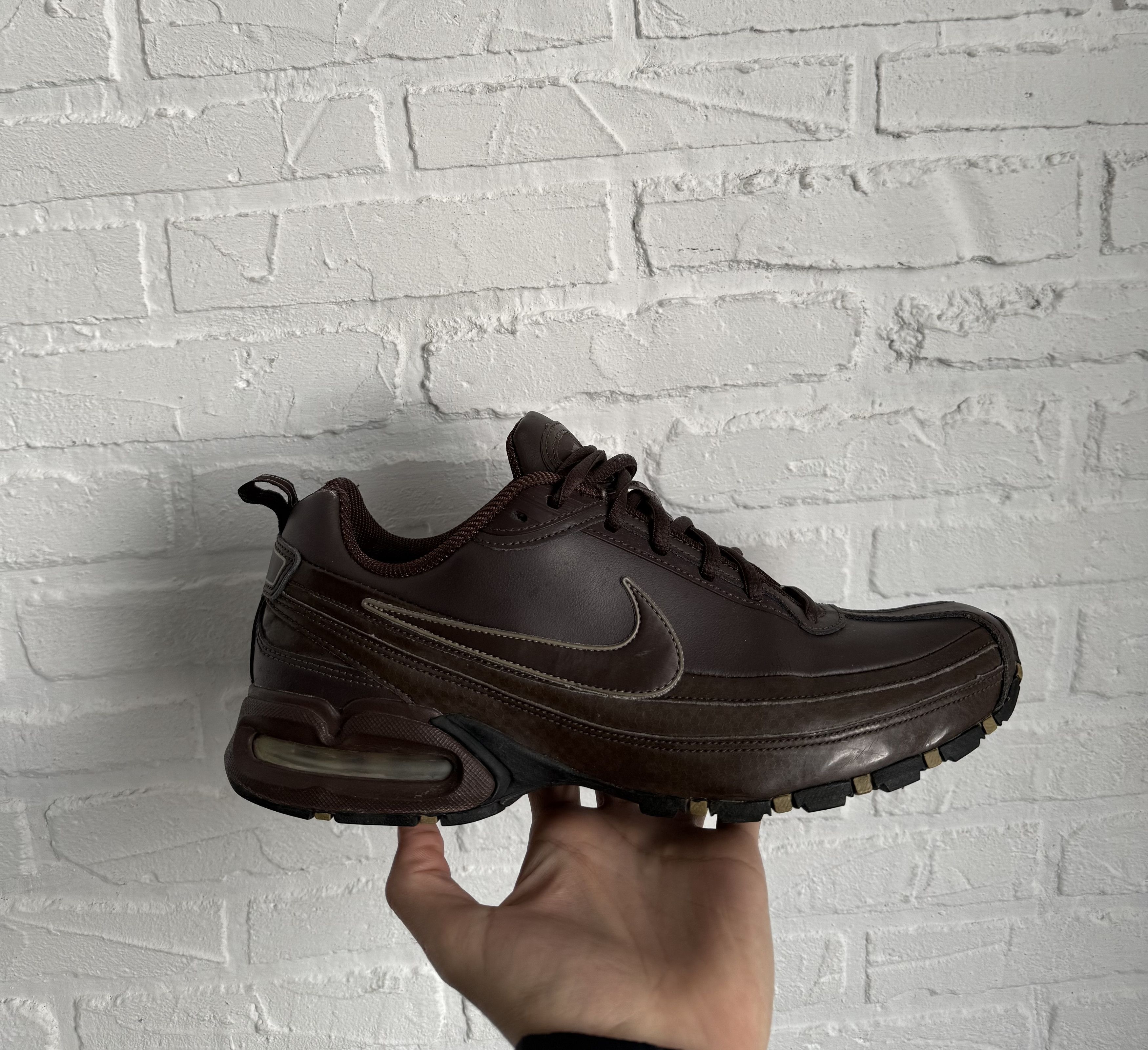 Nike Vintage 2007 OG Nike brown sneakers dad shoes Size US 10.5 / EU 43-44 - 2 Thumbnail