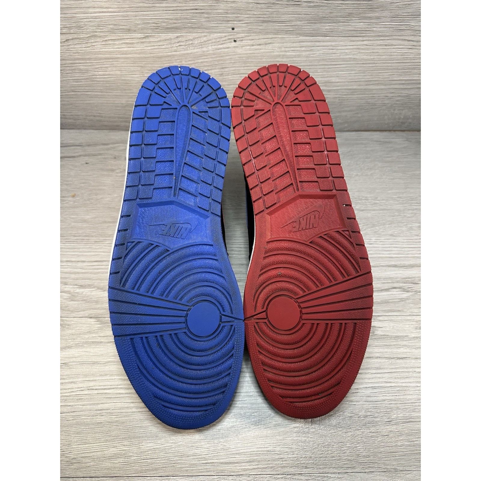 Jordan Brand Jordan 1 Retro High OG Top 3 - Size 15 Size US 15 / EU 48 - 6 Thumbnail