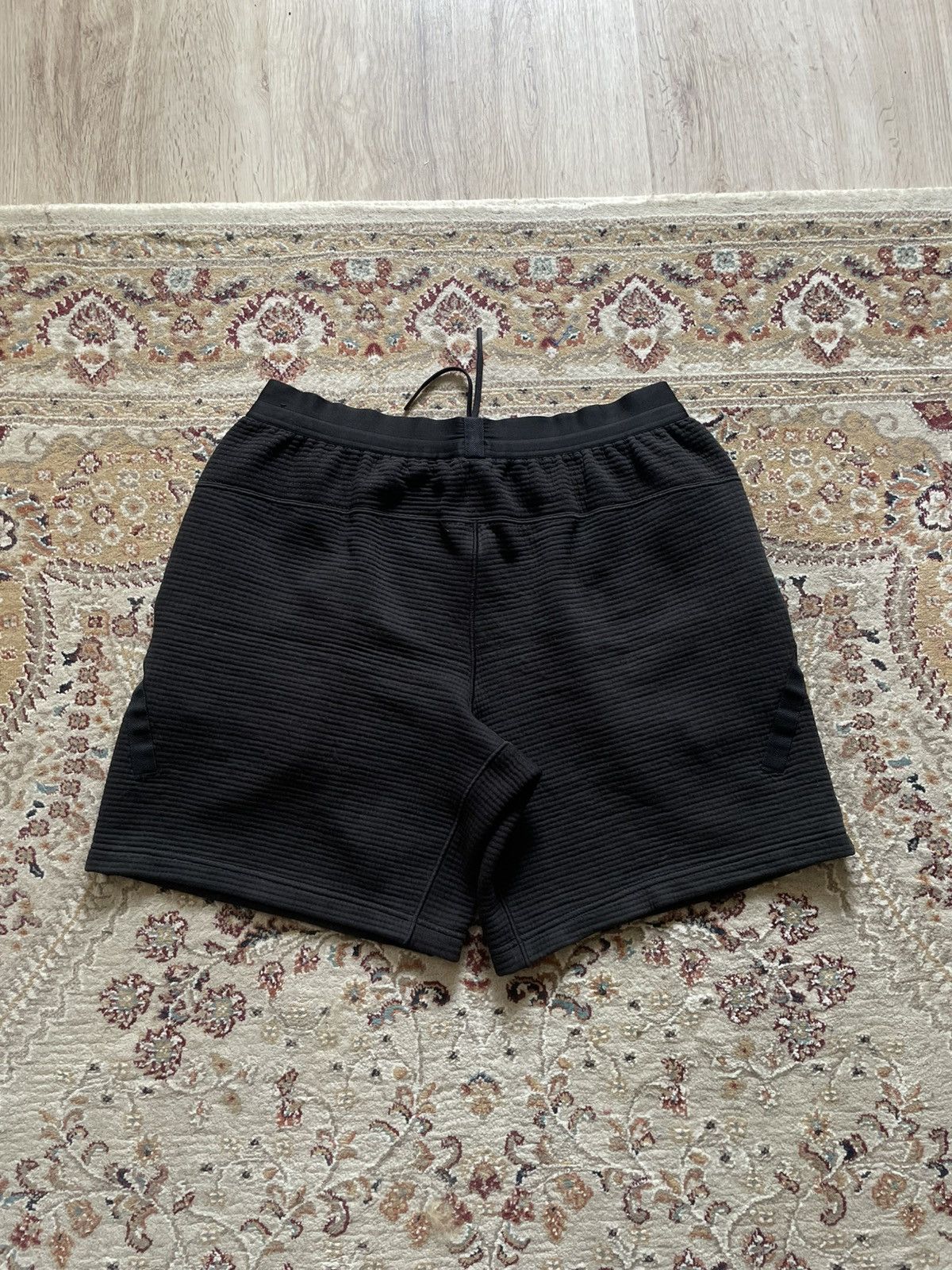 Nike Nike Swoosh Tech NSW Waffle Shorts Black 14 09 11 05 Size US 32 / EU 48 - 2 Thumbnail