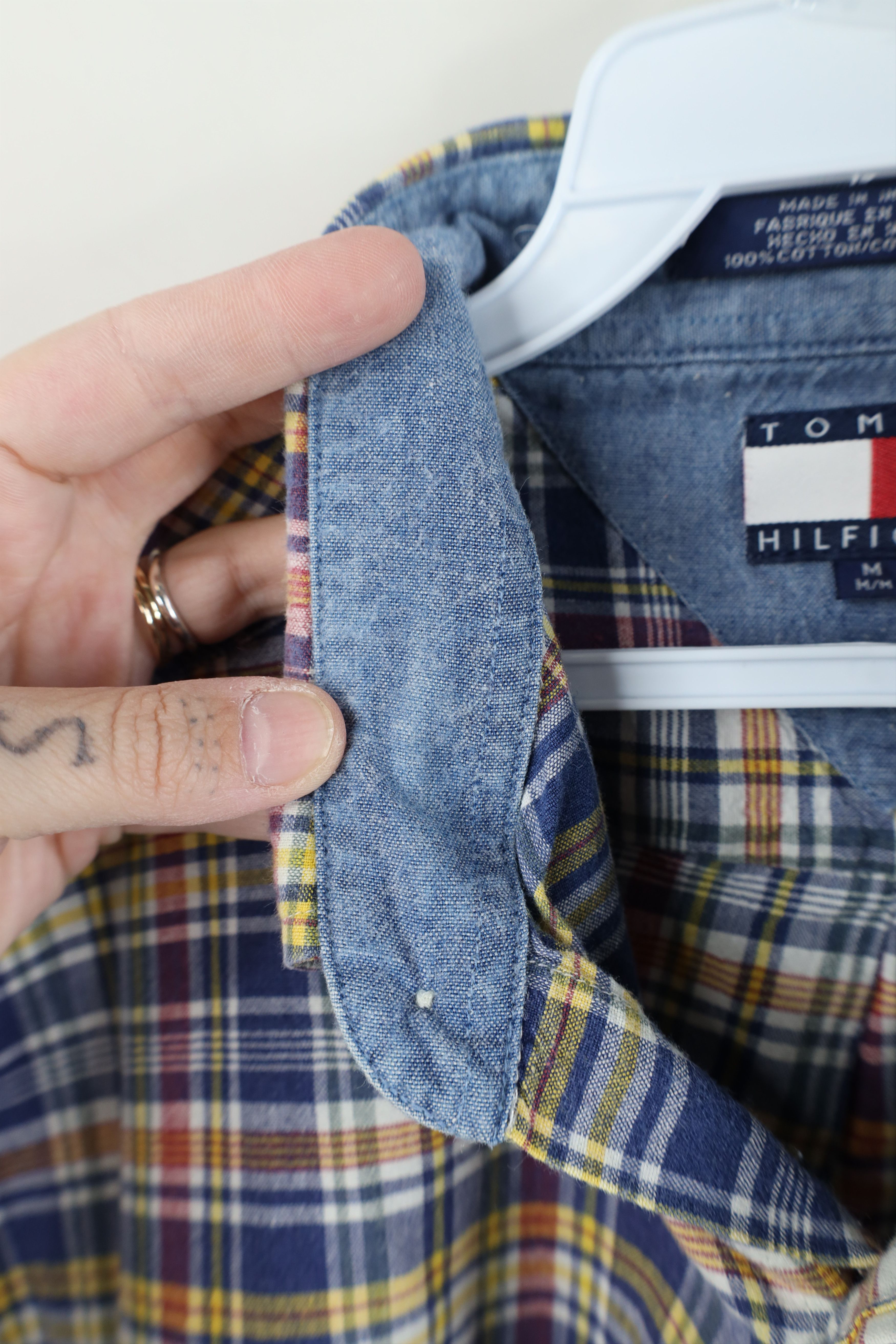 Tommy Hilfiger Vintage 90s Tommy Hilfiger Plaid Collared Button Down Shirt Size US M / EU 48-50 / 2 - 7 Thumbnail