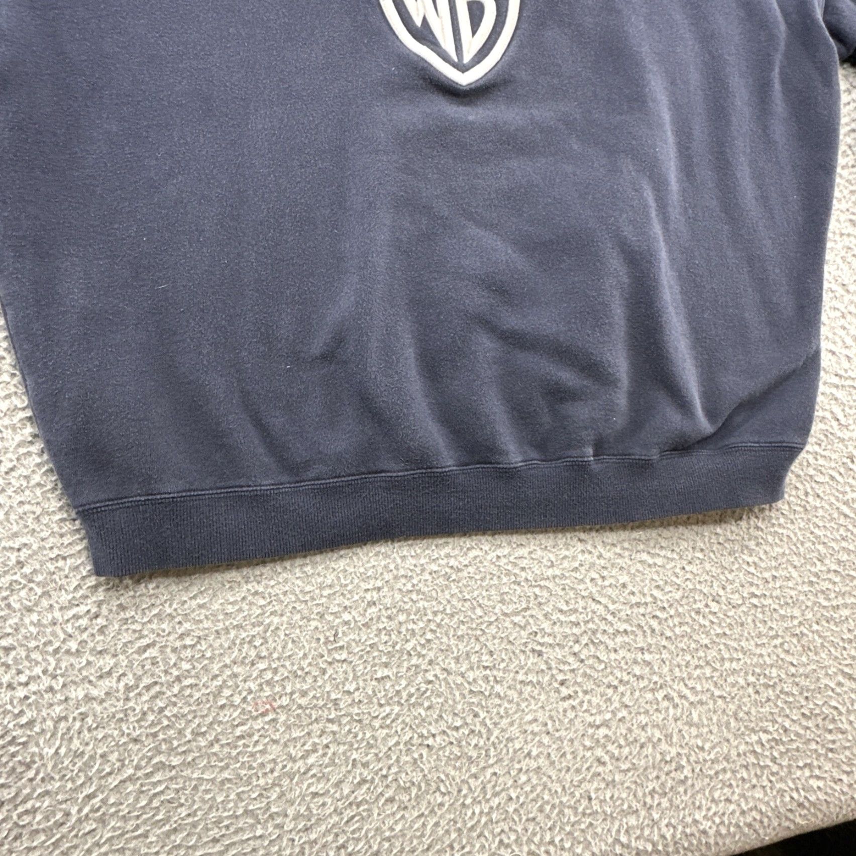 Vintage VINTAGE Warner Bros Crewneck Sweatshirt Mens 2XL Blue Embroidered Bugs Bunny Sweatshirt Logo 1997 Size US XXL / EU 58 / 5 - 6 Thumbnail