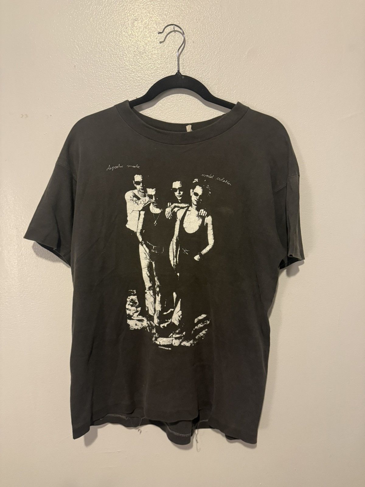 Band Tees *RARE* Depeche Mode World Violation Tour tee 1990 Size US M / EU 48-50 / 2 - 1 Thumbnail