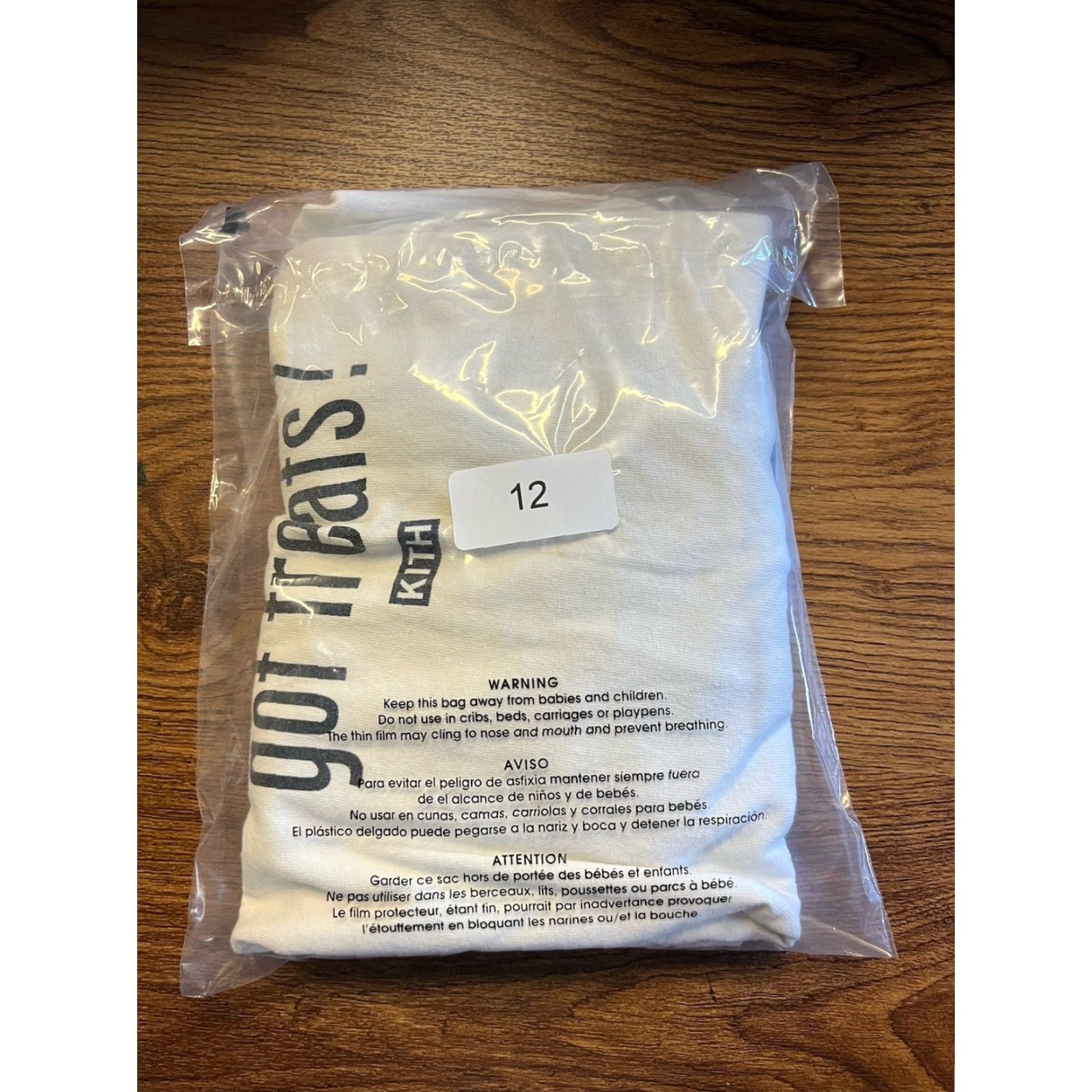 Kith Kith Mens White Long Sleeve Got Treats T-shirt M White Long Sleeve Shirt Mens Size US M / EU 48-50 / 2 - 6 Thumbnail