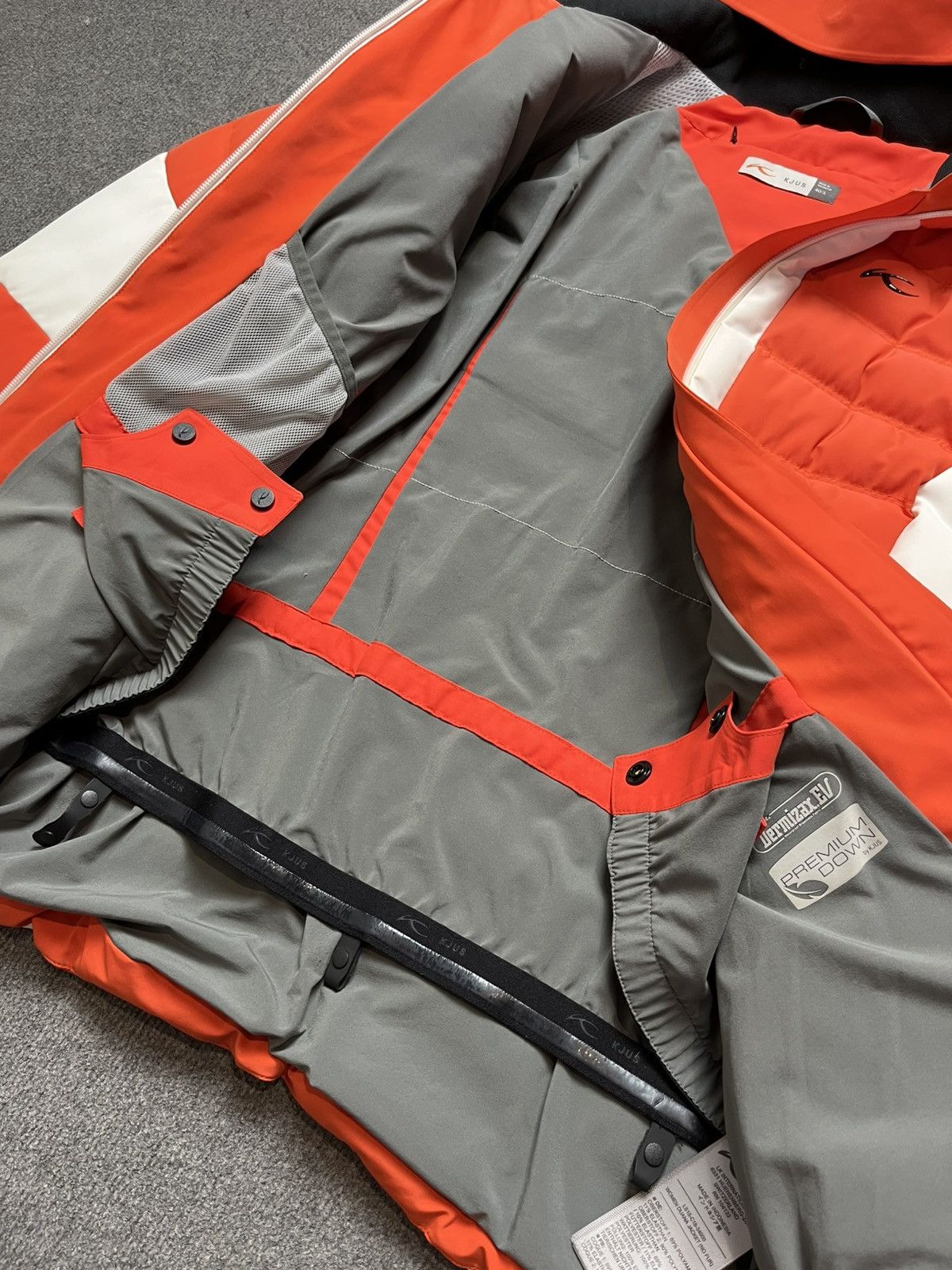 KJUS Kjus Ski Down Jacket Size L / US 10 / IT 46 - 10 Thumbnail