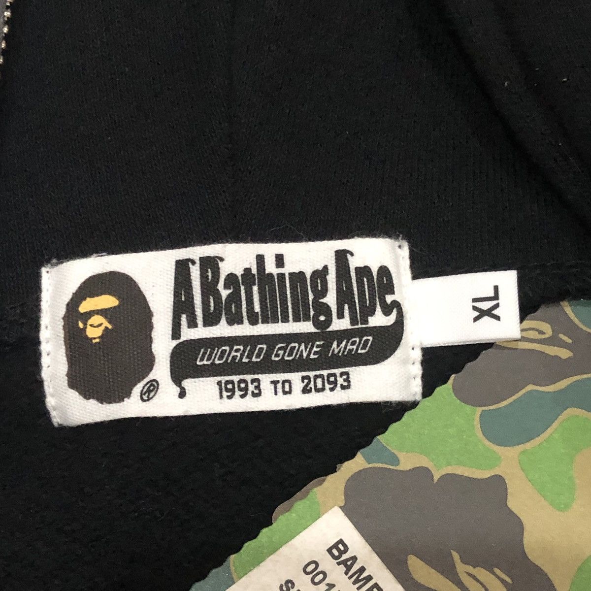 Bape Bape Shark Bear Full Zip Hoodie Bearbrick Medicom Toy Size US XL / EU 56 / 4 - 11 Thumbnail
