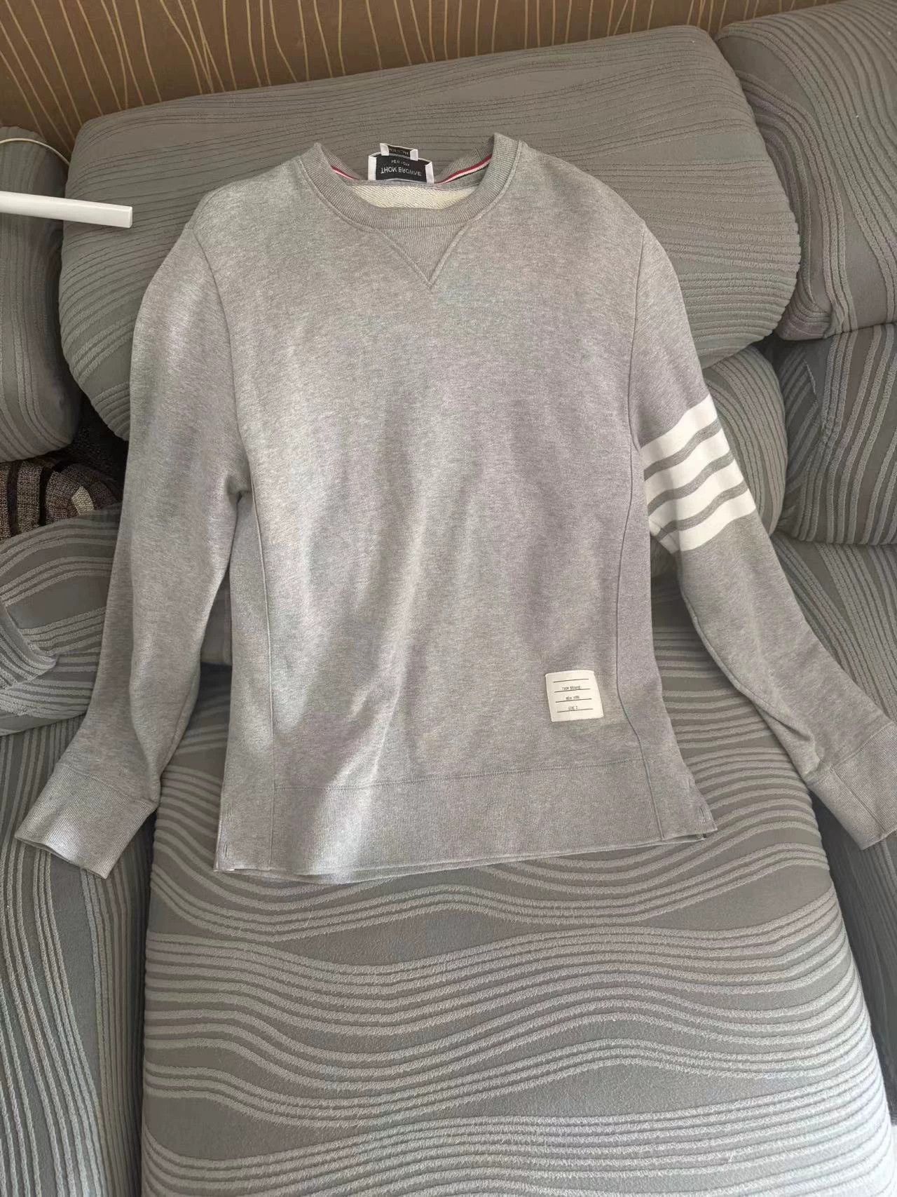 Thom Browne Gray Long Sleeve Sweatshirt with Striped Sleeves Size US L / EU 52-54 / 3 - 1 Thumbnail