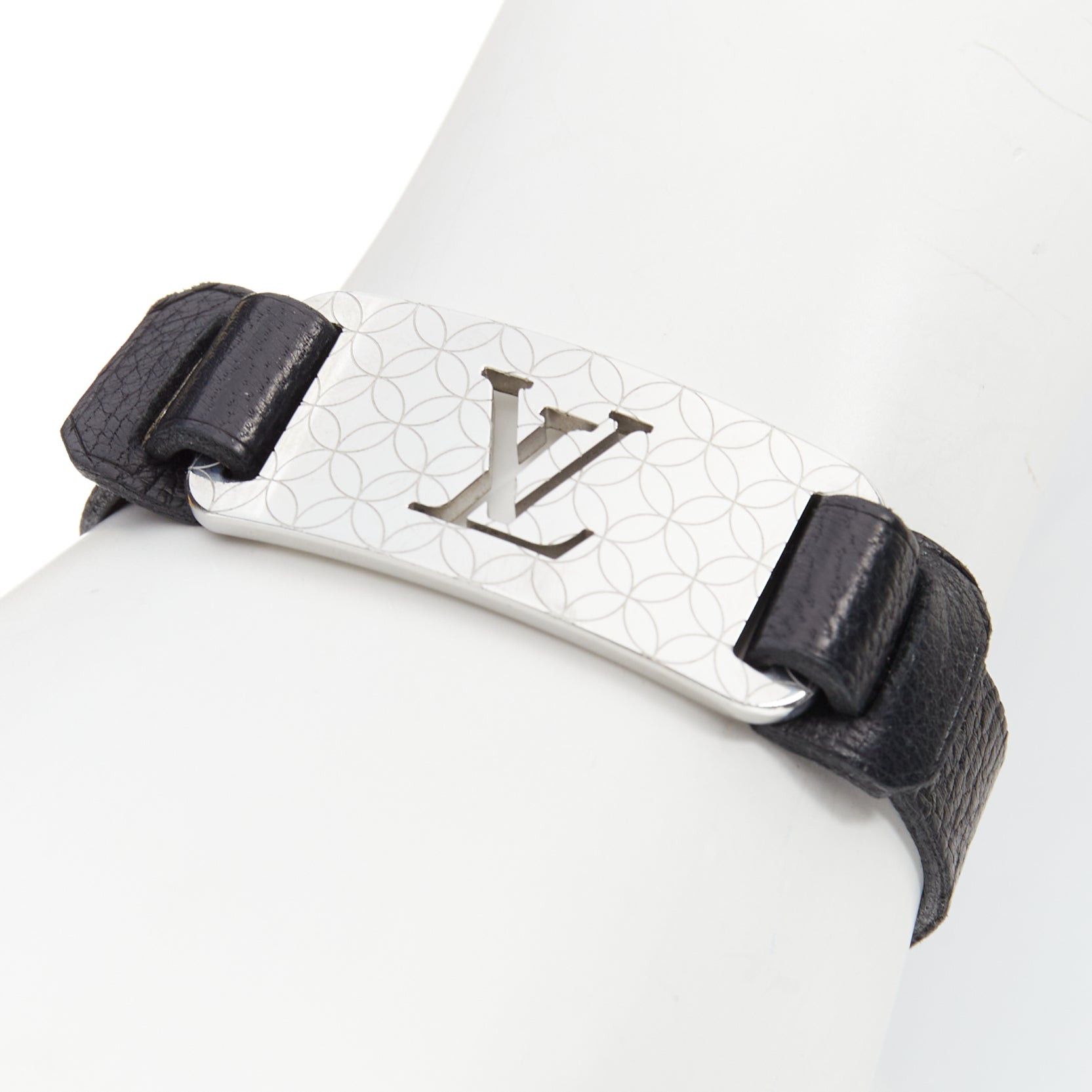 Louis Vuitton LOUIS VUITTON Champs Elysee black leather floral motif LV metal plate bracelet Size ONE SIZE - 1 Thumbnail