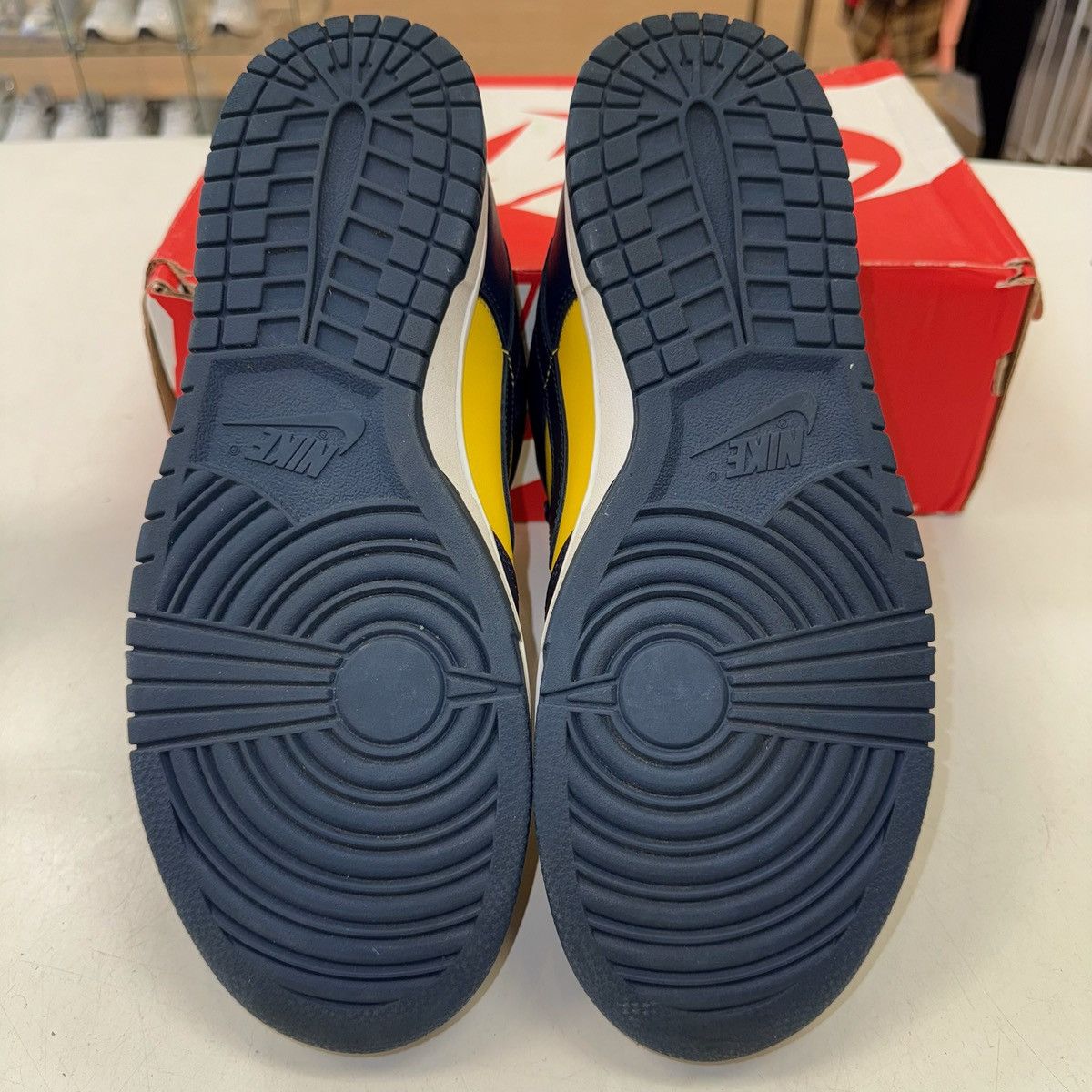 Nike Size 11.5 - Nike Dunk Low Michigan 2021 - DD1391-700 Size US 11.5 / EU 44-45 - 5 Thumbnail