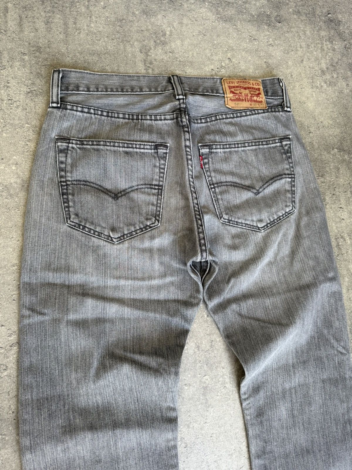 Levi's Vintage Levi’s 501 Grey Denim Straight Pants Striped Washed Size US 30 / EU 46 - 7 Thumbnail