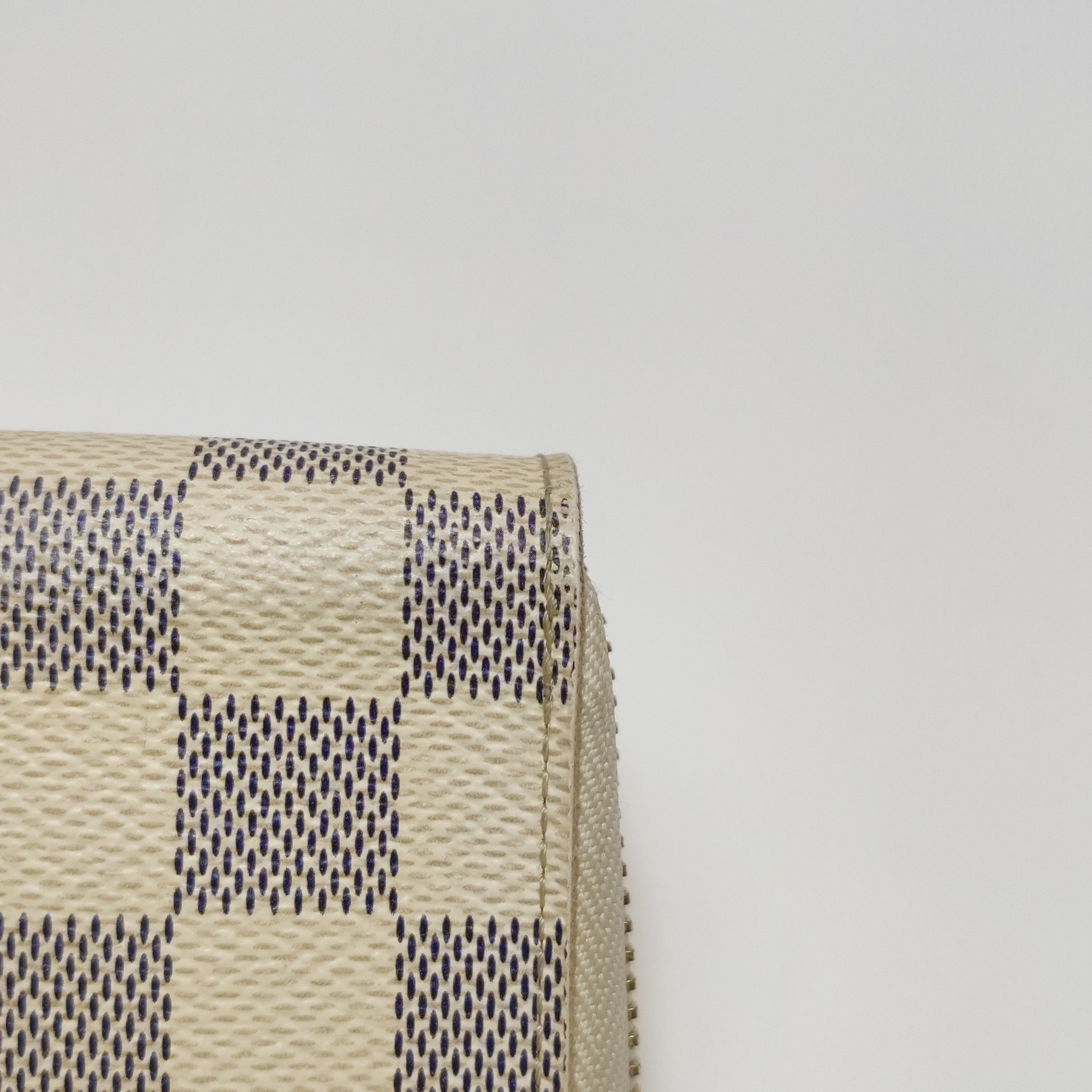 Louis Vuitton Louis Vuitton (LV) Zippy Checkerboard Zipper Clutch -y2506 Size ONE SIZE - 9 Thumbnail
