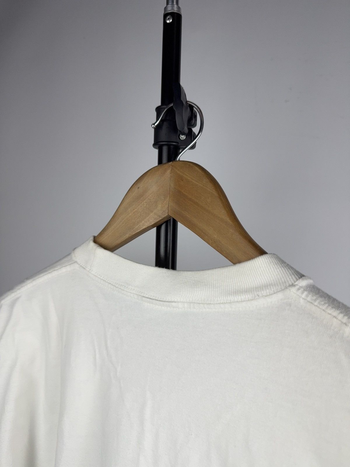 Nike Vintage 90s Retro Nike Big Logo Swoosh T-Shirt White 90s Size US L / EU 52-54 / 3 - 21 Thumbnail
